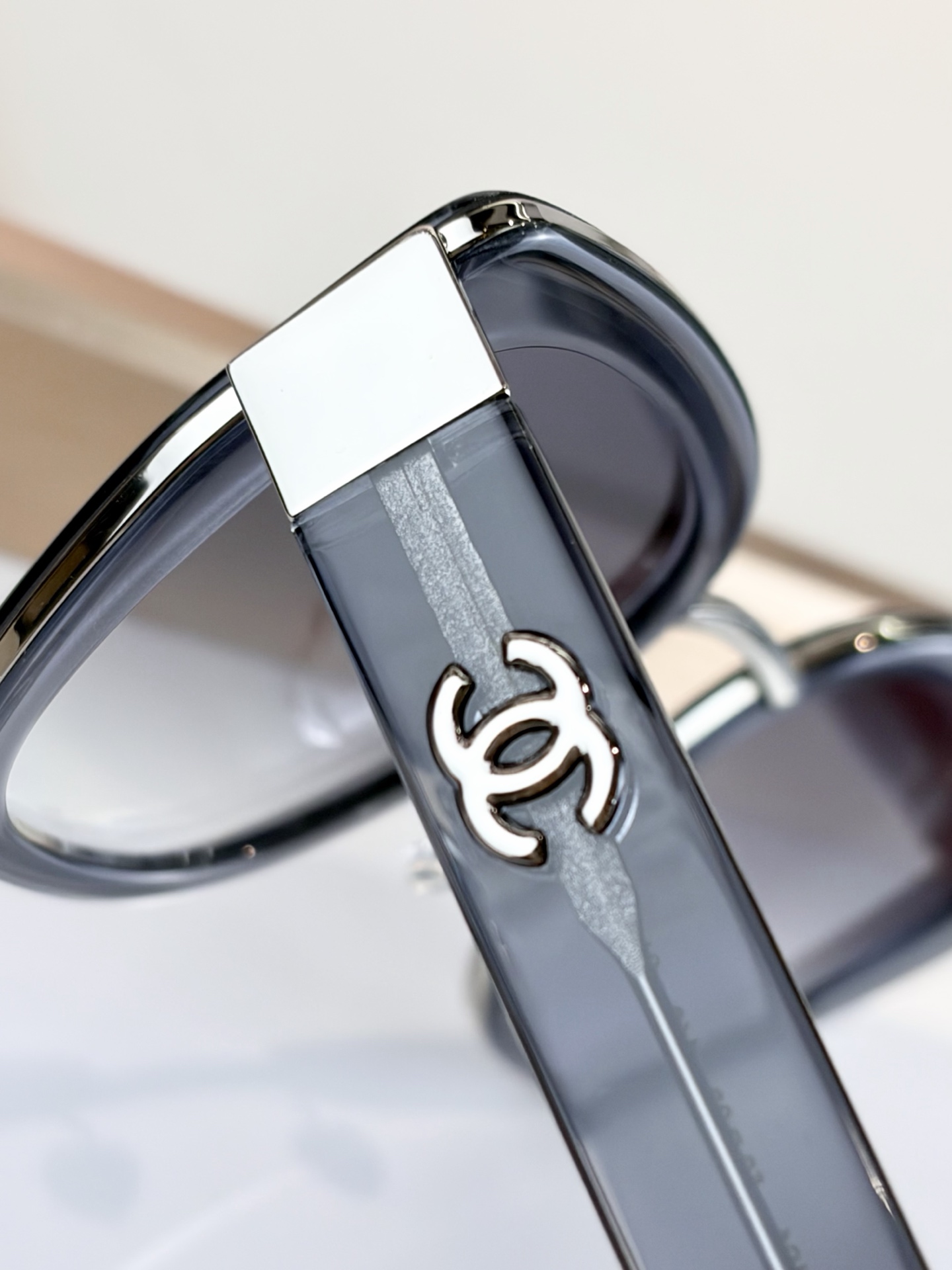 CHANE*MODEL：CH1583LQSIZE：53口23-142