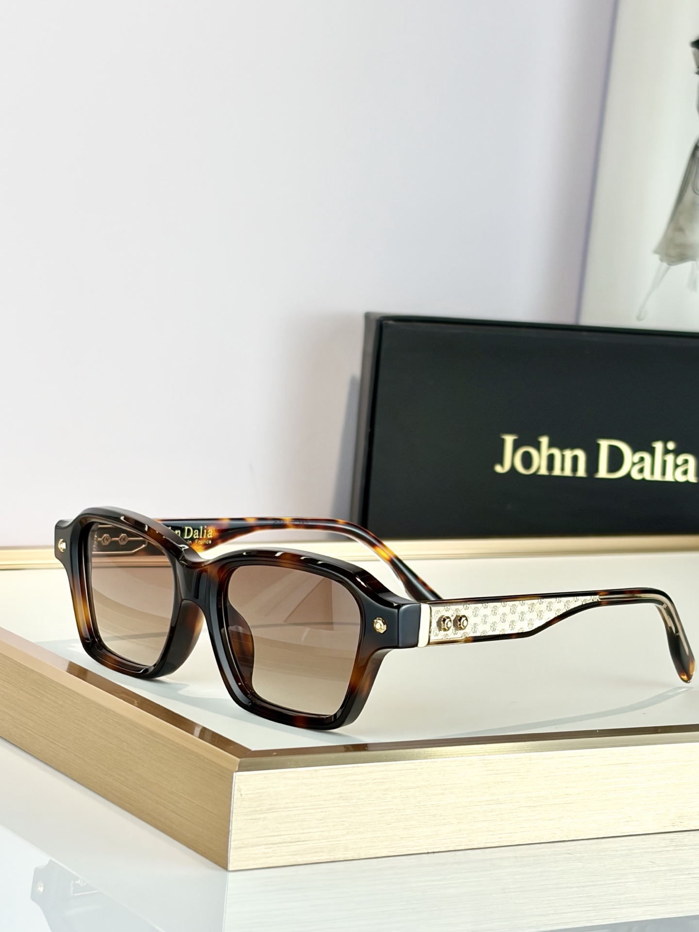 John DaliaMod：Project Series 08Size ：49口17老钱风极简主义品质看