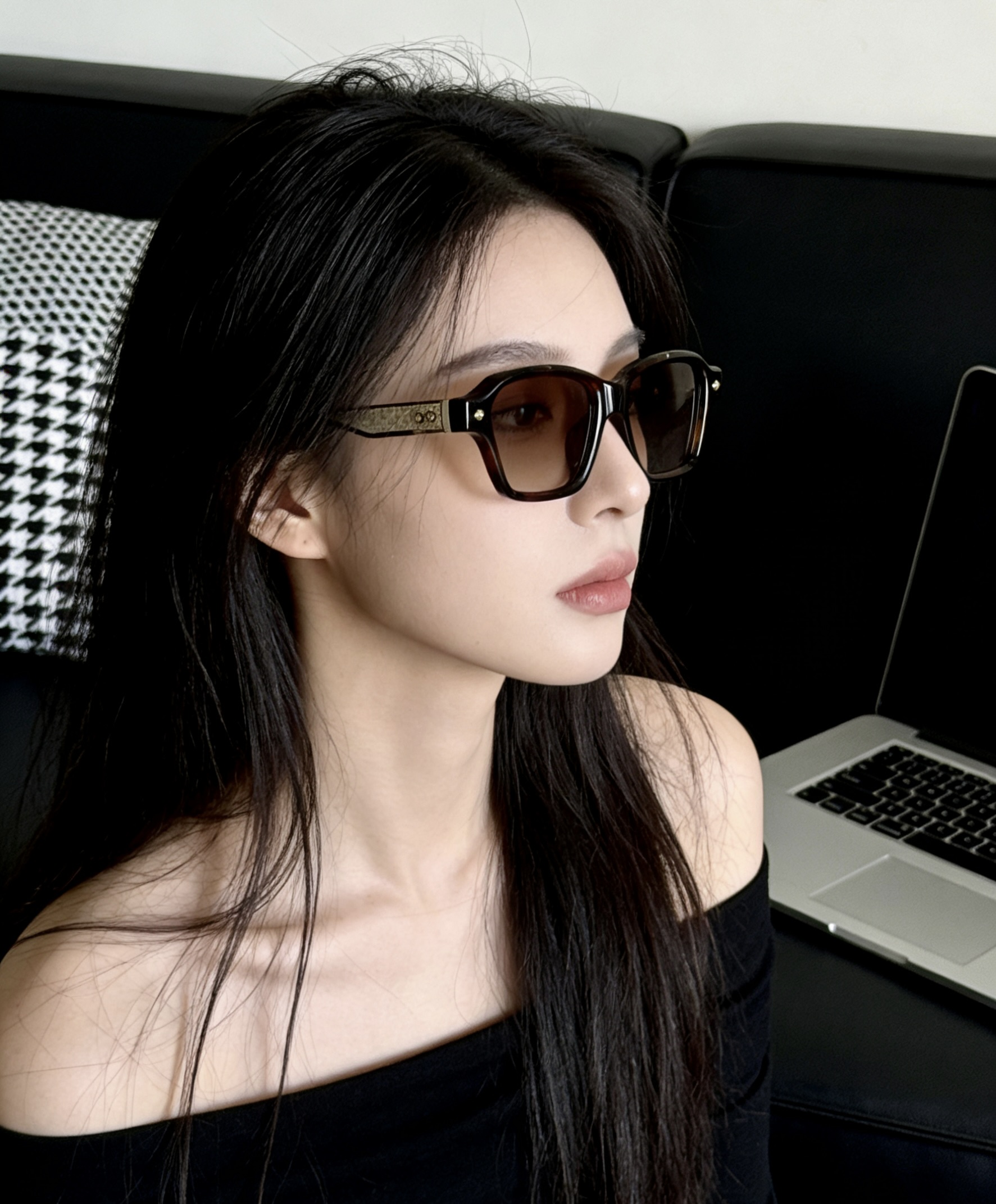 John DaliaMod：Project Series 08Size ：49口17老钱风极简主义品质看