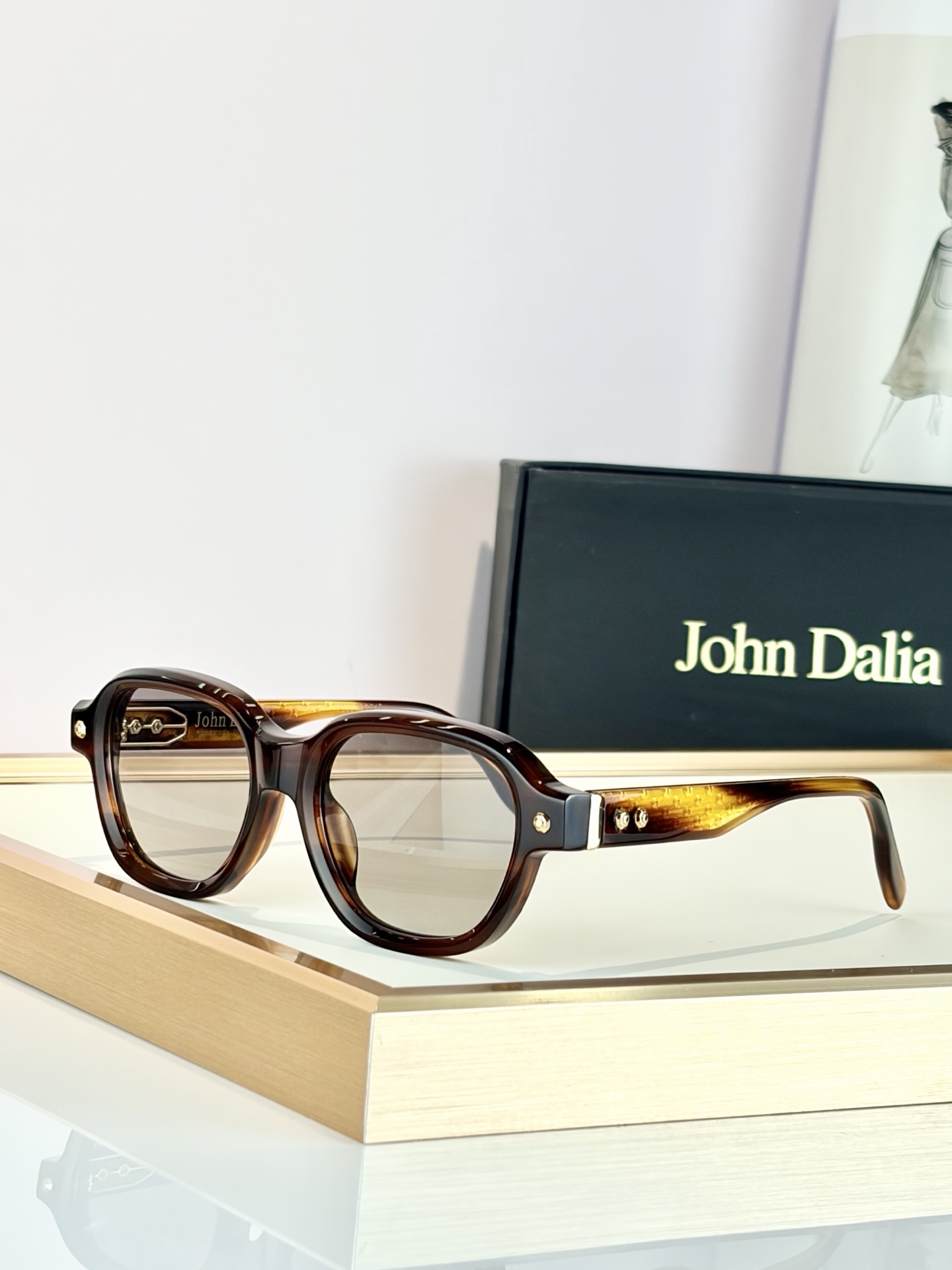 John DaliaMod：Project Series 12Size ：51口18老钱风极简主义品质看