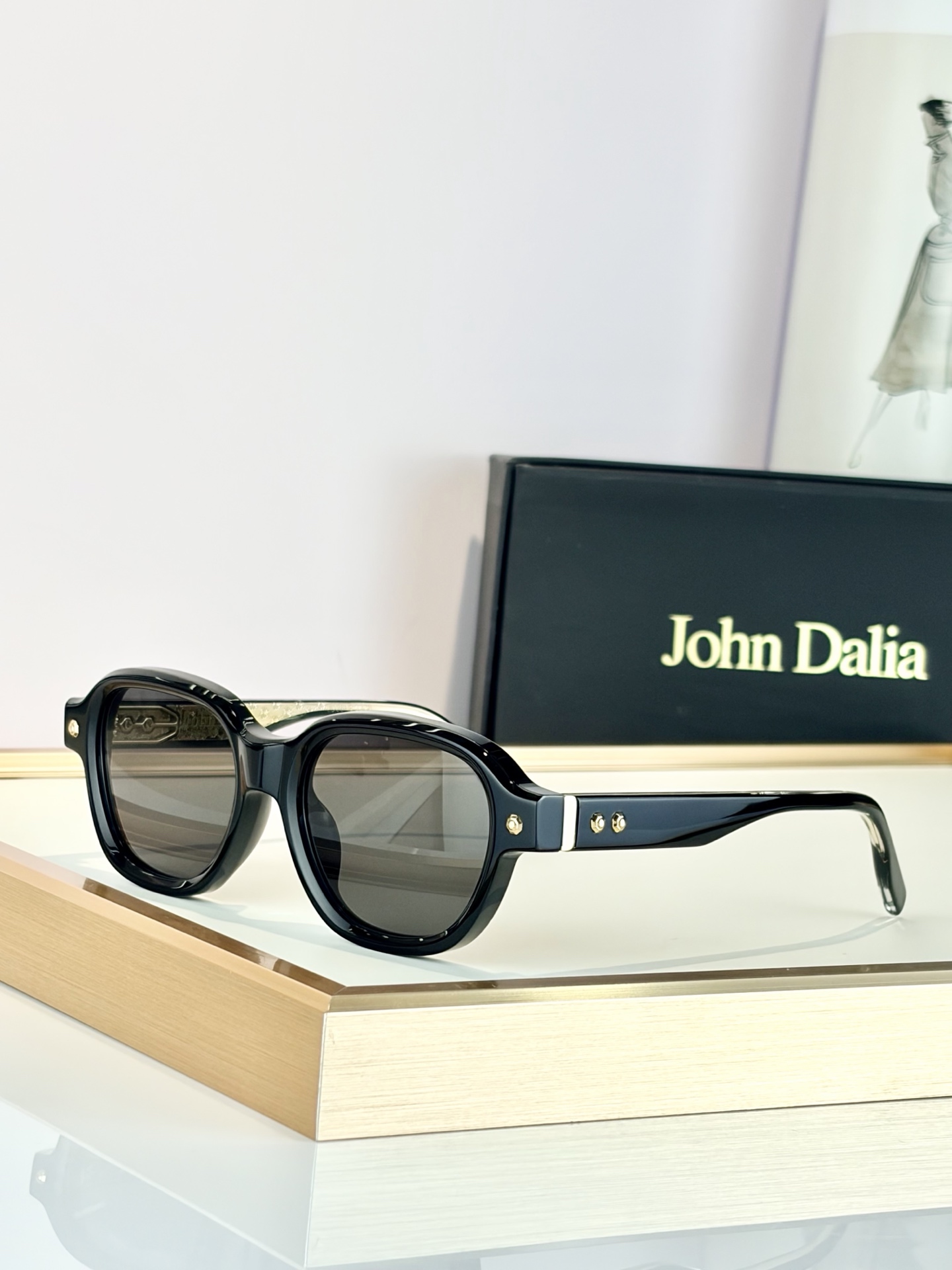 John DaliaMod：Project Series 12Size ：51口18老钱风极简主义品质看