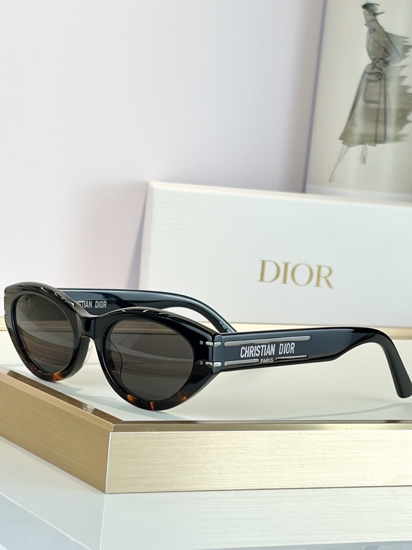 DIO*MODEL：Dio*Signature B5ISIZE：51口19-140