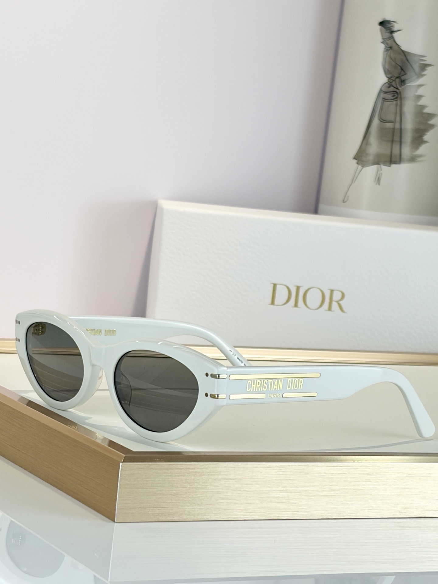 DIO*MODEL：Dio*Signature B5ISIZE：51口19-140