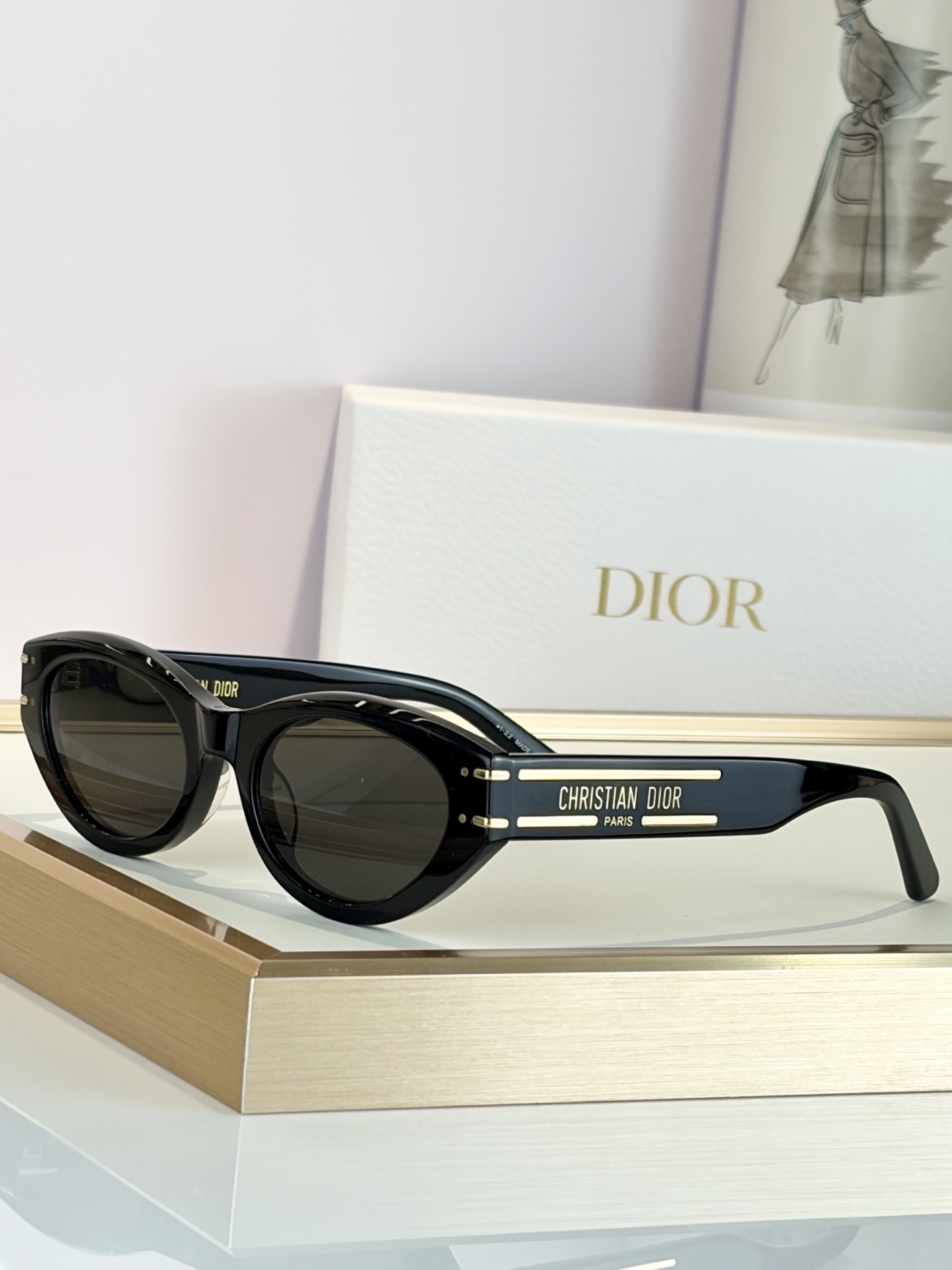 DIO*MODEL：Dio*Signature B5ISIZE：51口19-140