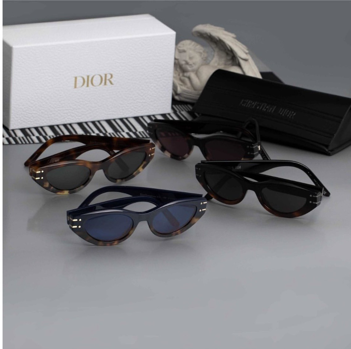 DIO*MODEL：Dio*Signature B5ISIZE：51口19-140