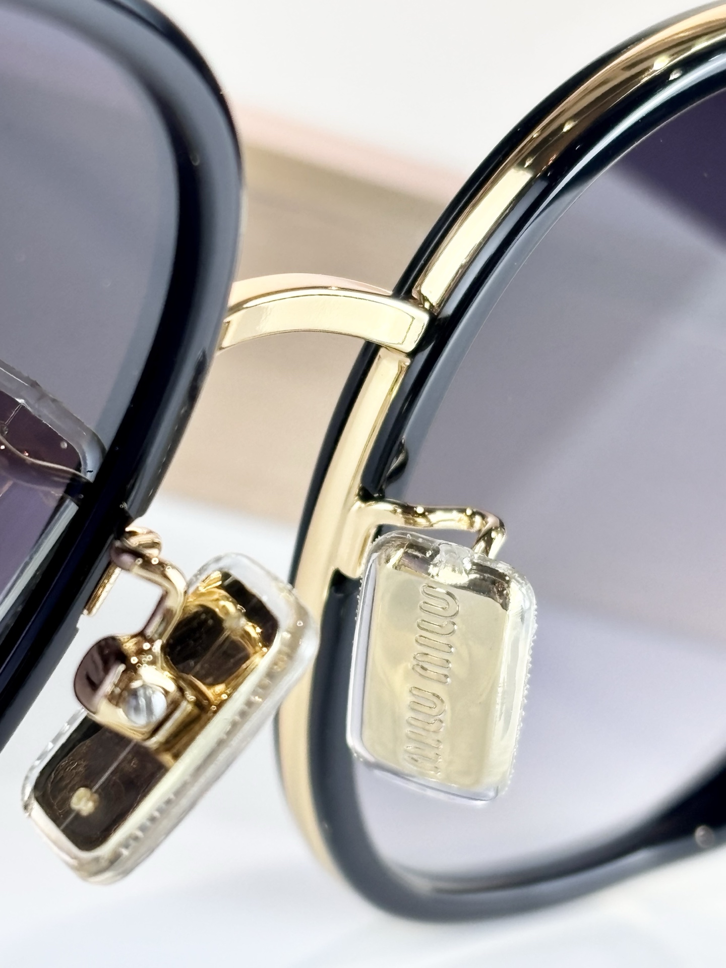 MIUMIUMOD：SMU56WSSize：57口20-145