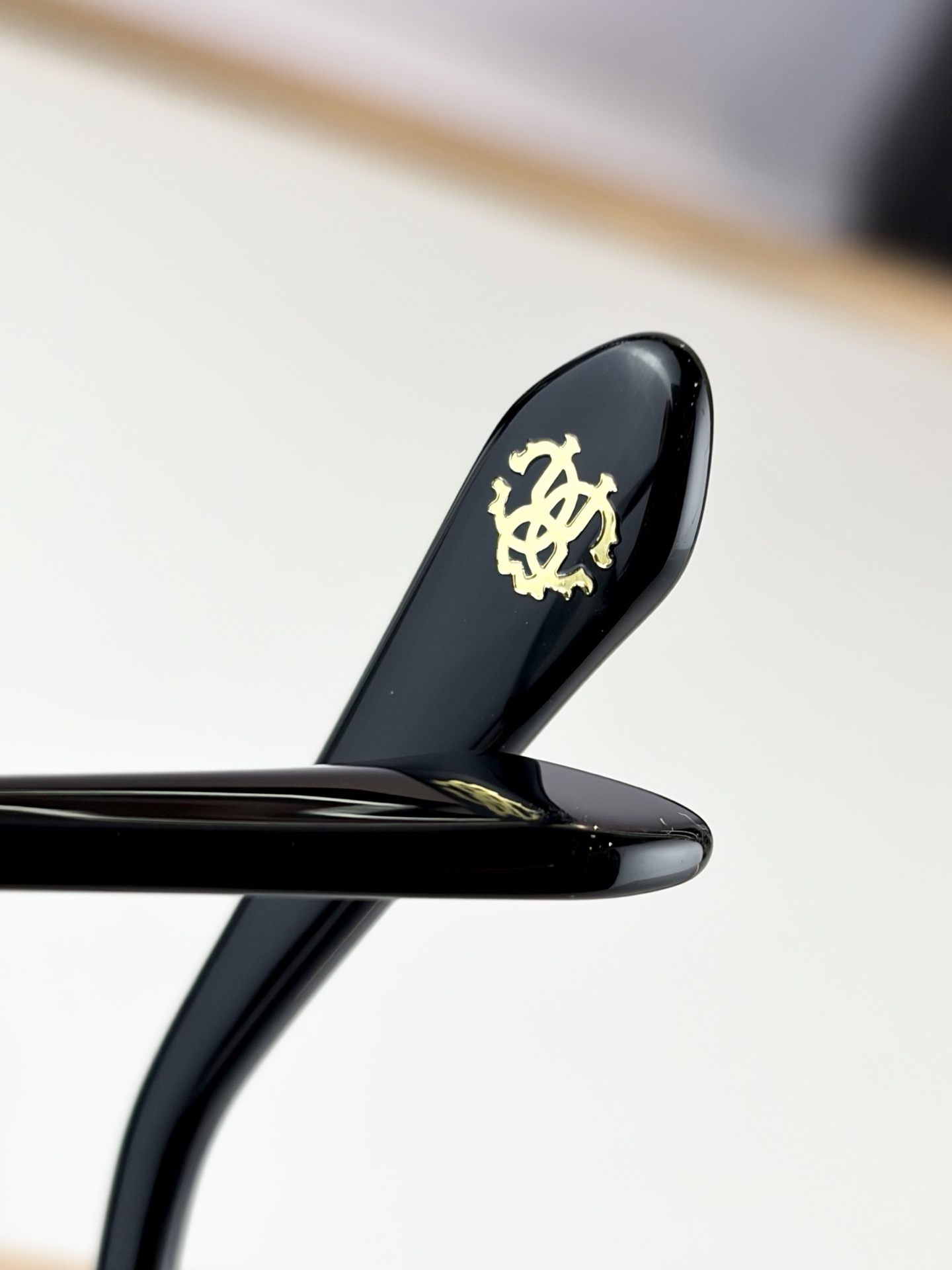 Roberto Cavalie*MODEL：SRC151MSIZE：61口16-140