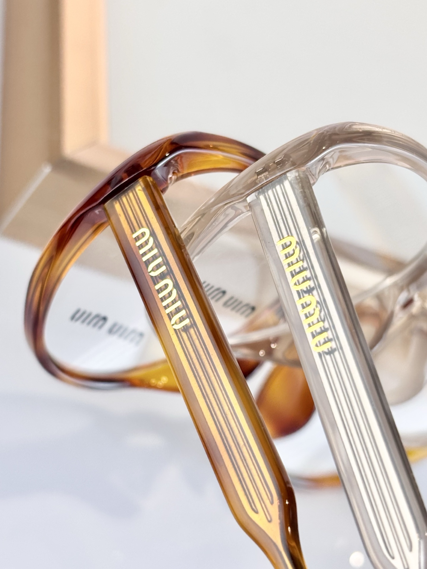 MIUMIUMOD：K9166 C3Size：53口19-148