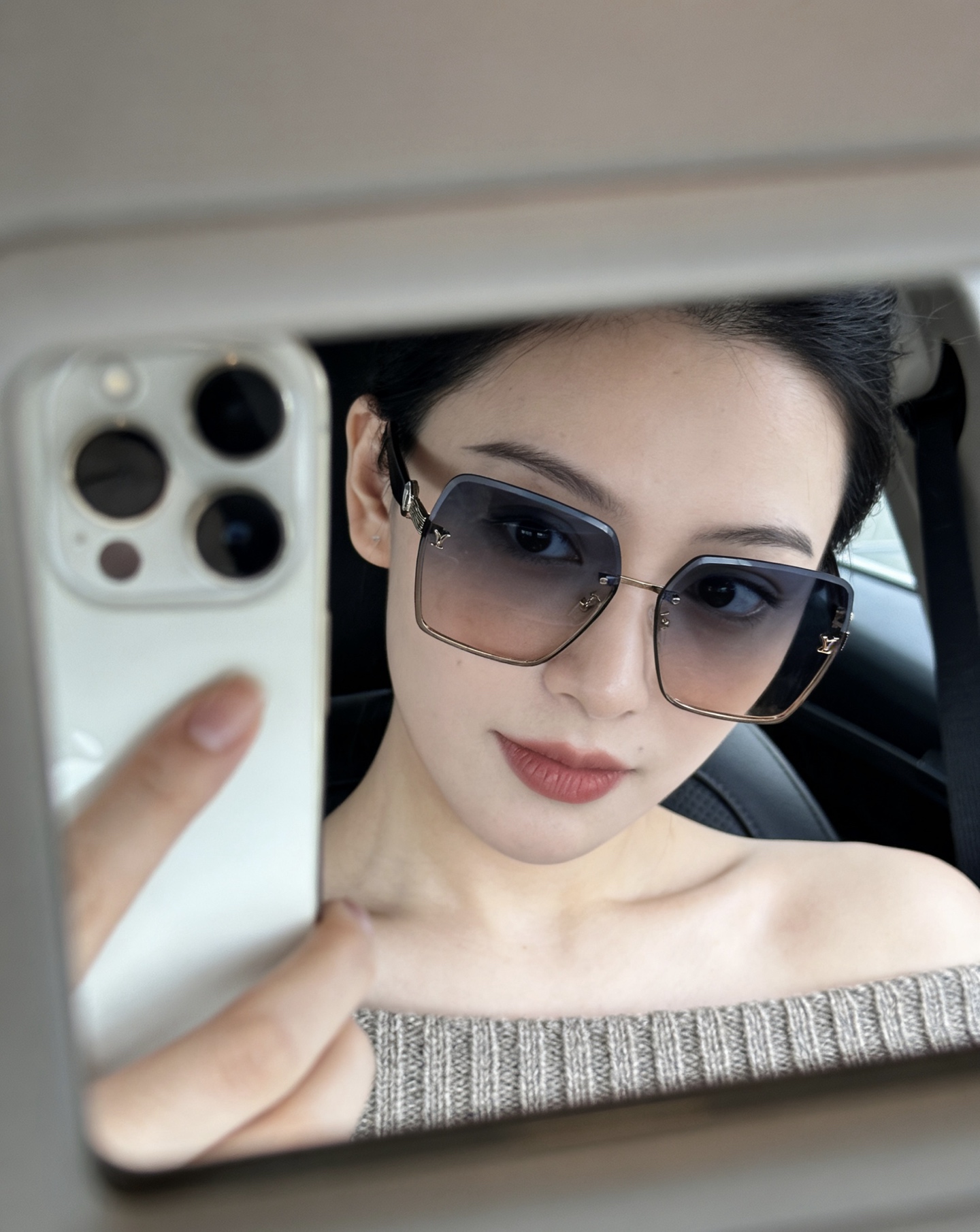 LOUIS VUITTOMODEL：Z1874SIZE：61口13-148