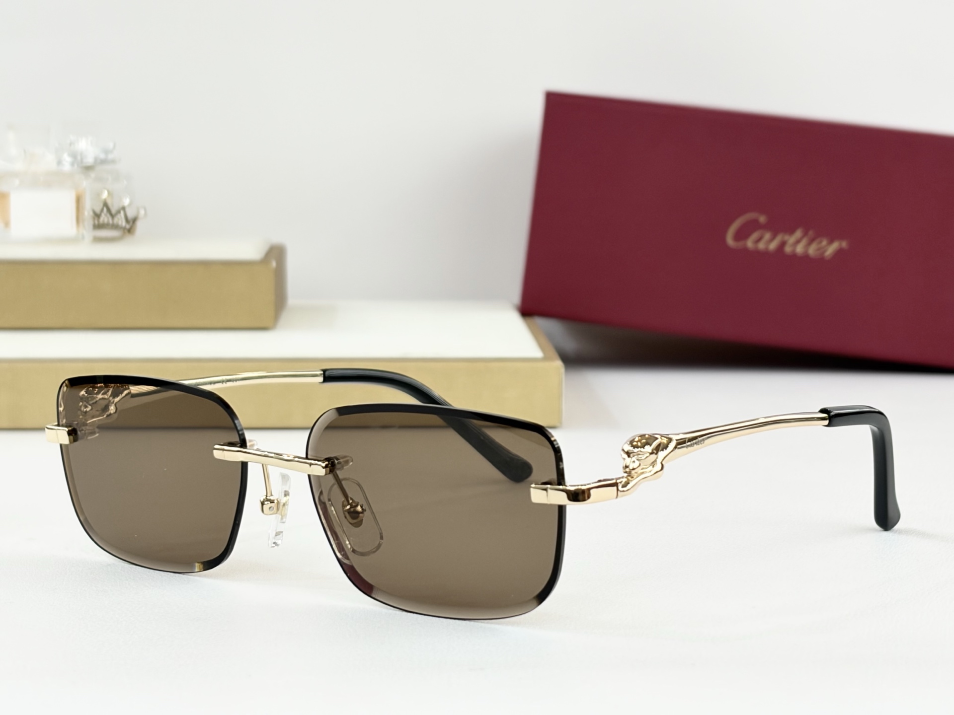 Cartie*MOD：CT0554OSize：56口18-145