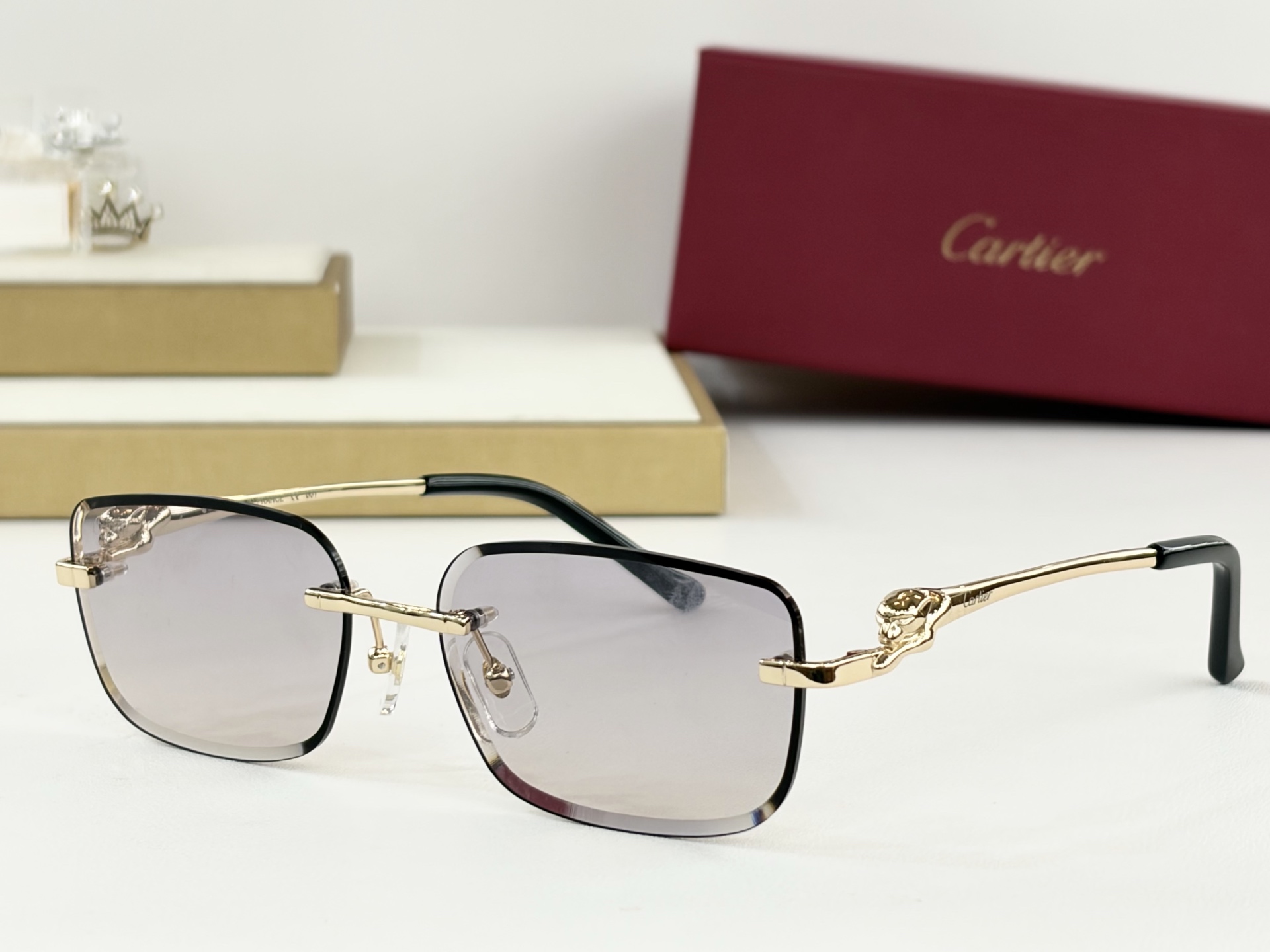 Cartie*MOD：CT0554OSize：56口18-145