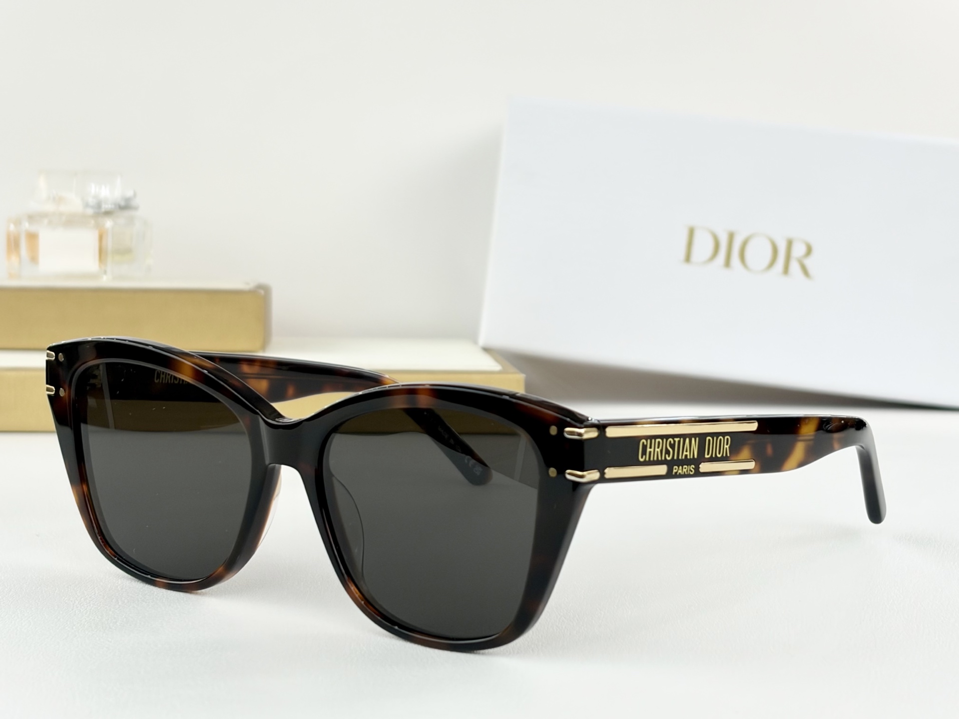 DIORMOD：DiorSignatureo B3ISize：54口17-145