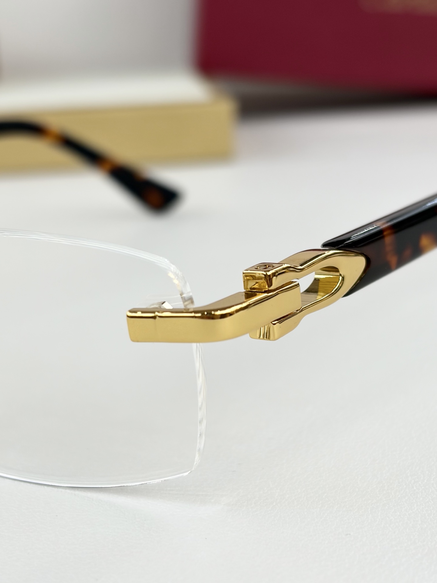 Cartie*MOD：CT0607OJSize：53口18-145