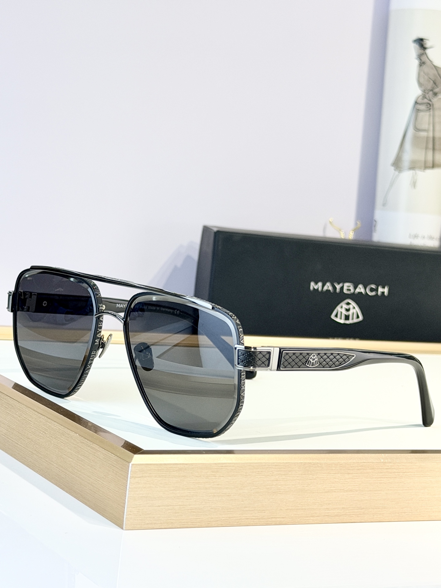MAYBACH*MODEL：THE MAINASIZE：60口17-145