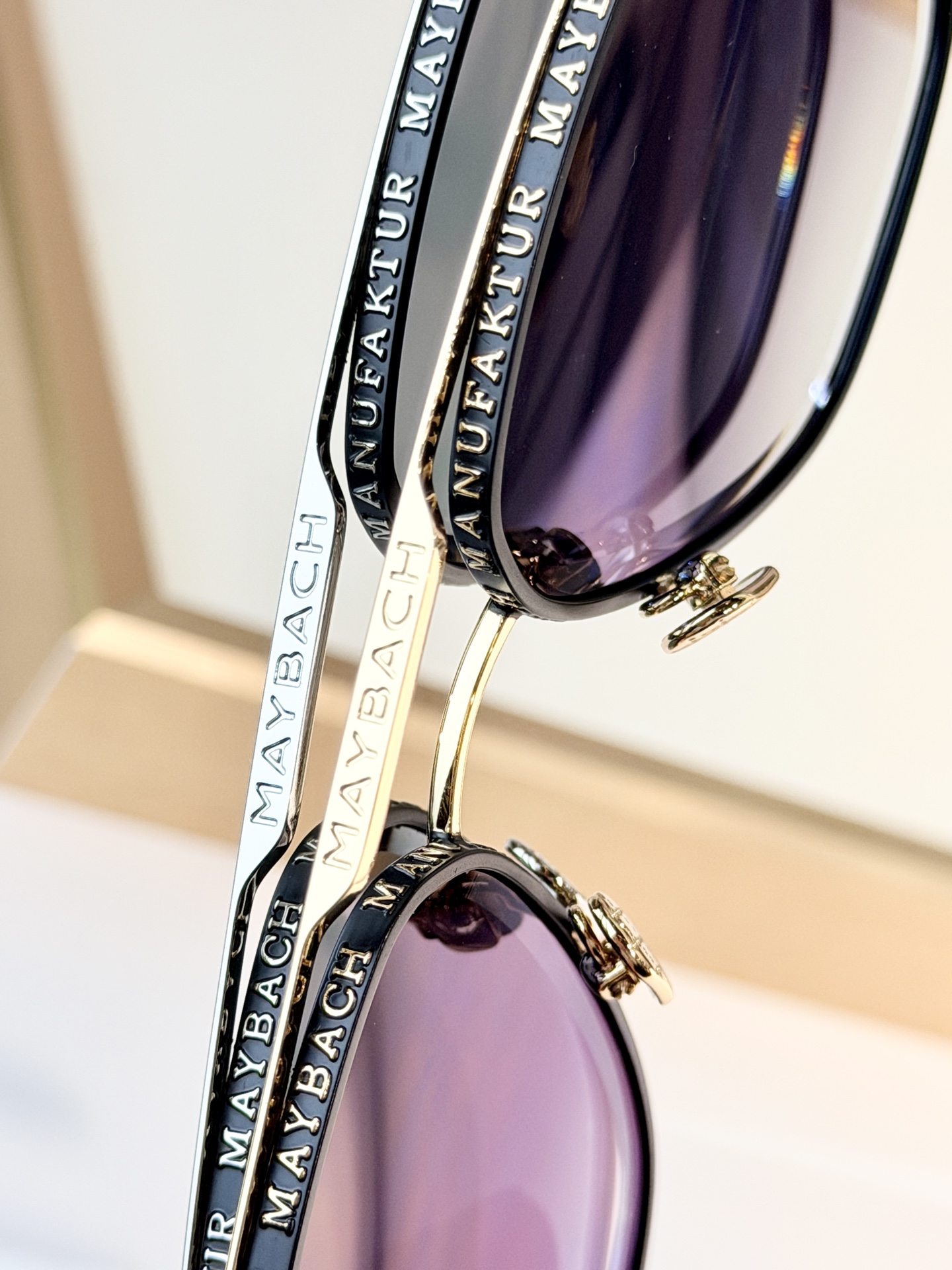 MAYBACH*MODEL：THE MAINASIZE：60口17-145