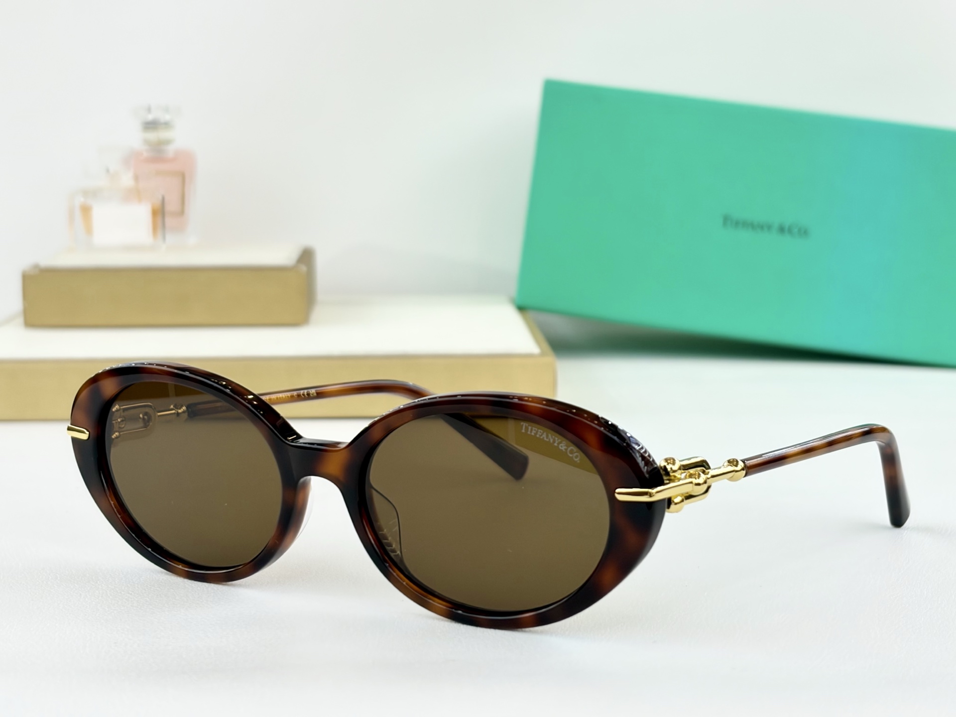 TIFFANY&Co.MODEL：TF5036SIZE：54-18口145