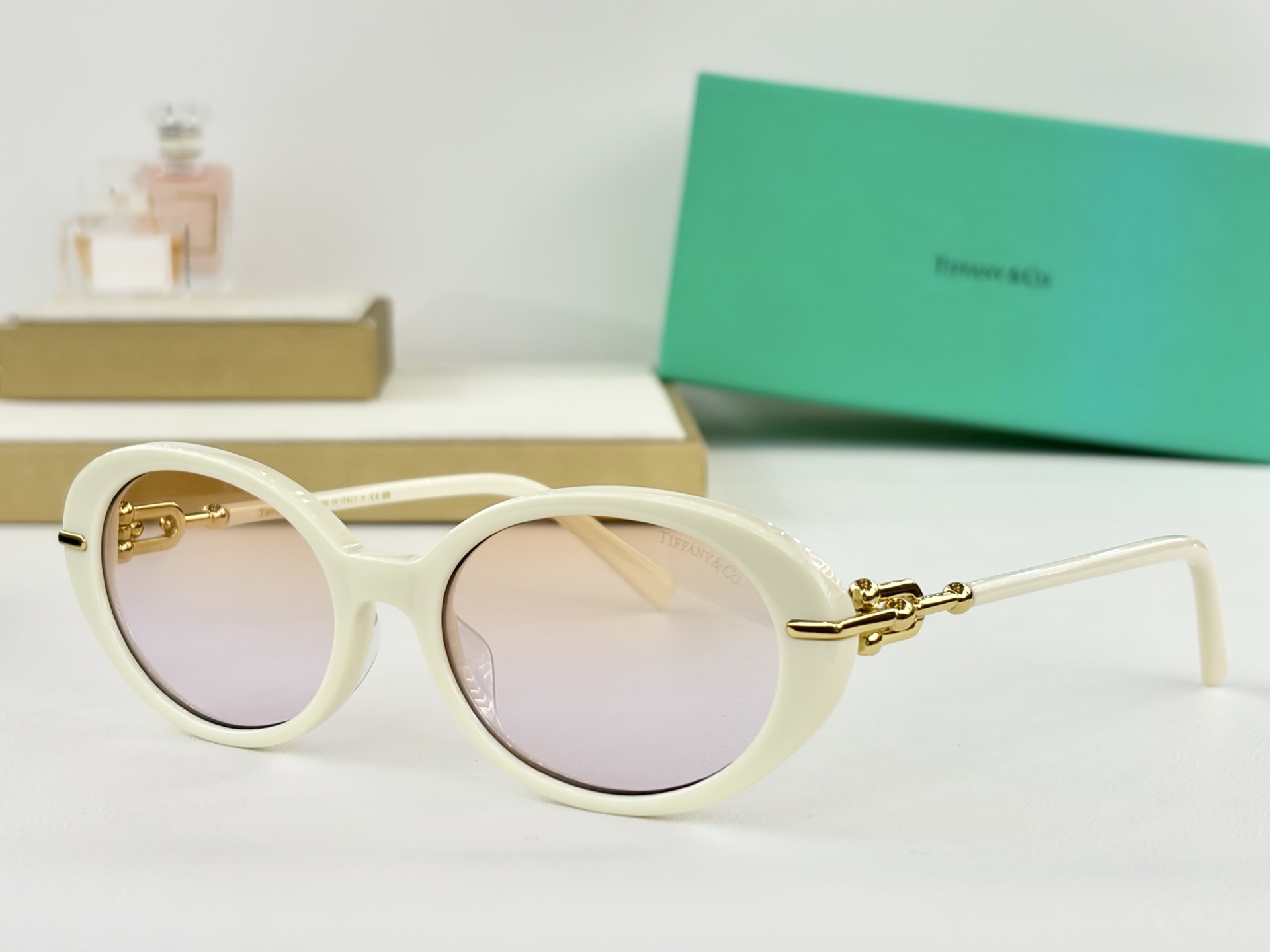 TIFFANY&Co.MODEL：TF5036SIZE：54-18口145