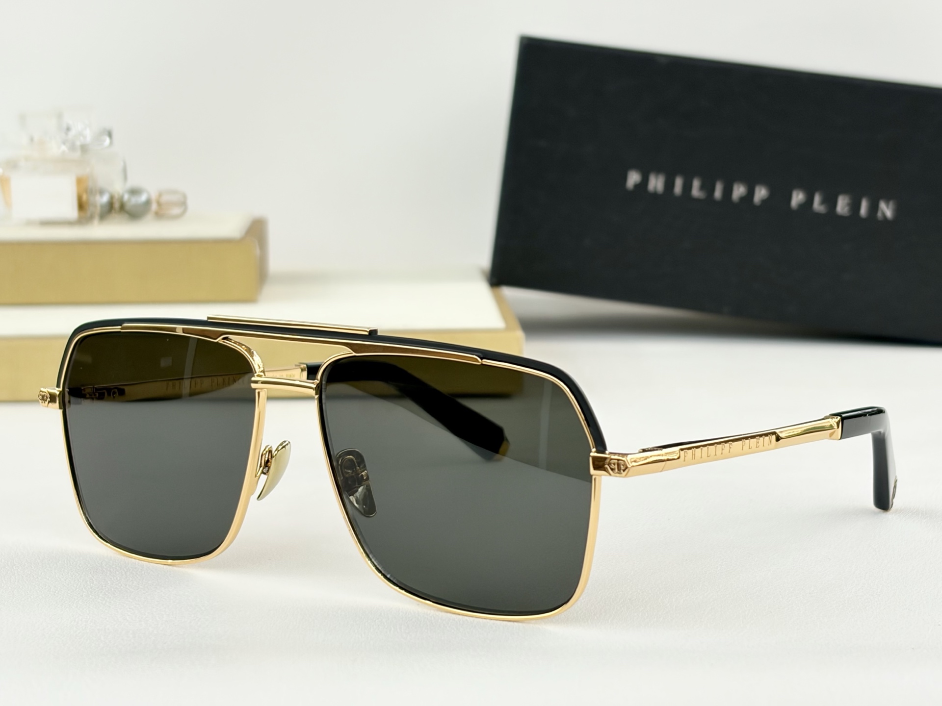 PHILIPP PLEINMODEL:085MSIZE:58口14-145