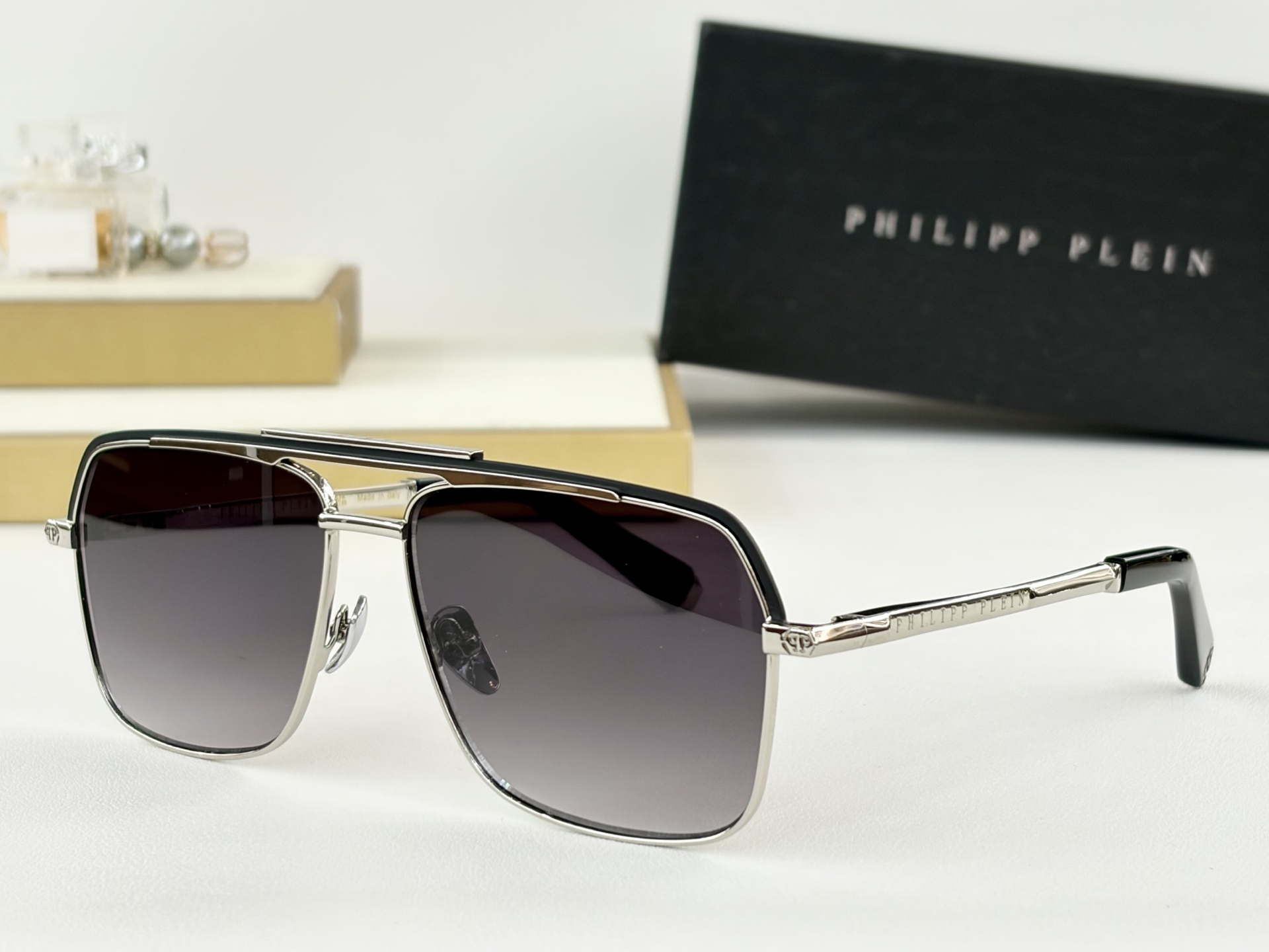 PHILIPP PLEINMODEL:085MSIZE:58口14-145
