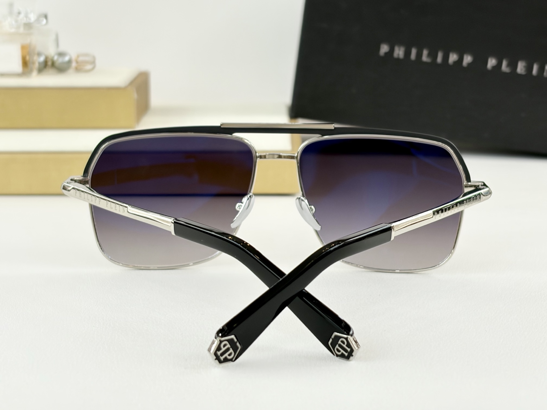 PHILIPP PLEINMODEL:085MSIZE:58口14-145