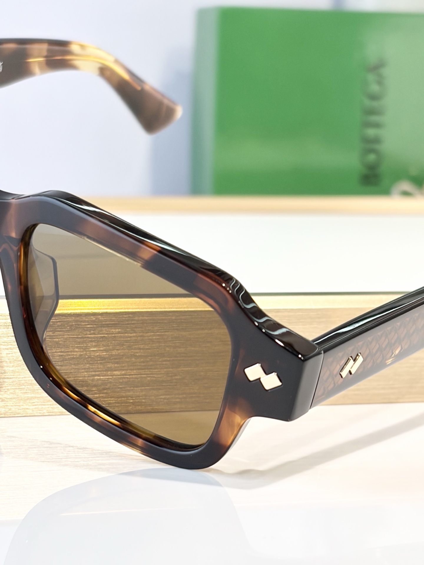 BOTTEGA VENET*MODEL：BV1442SSIZE：51口20-148