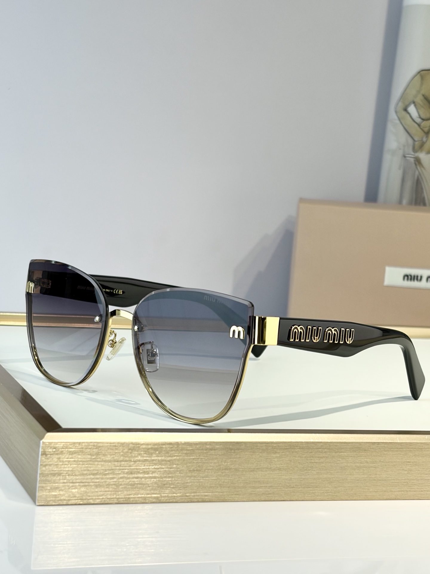 MIU MIUMOD：MU70ZSSize：62口16-145
