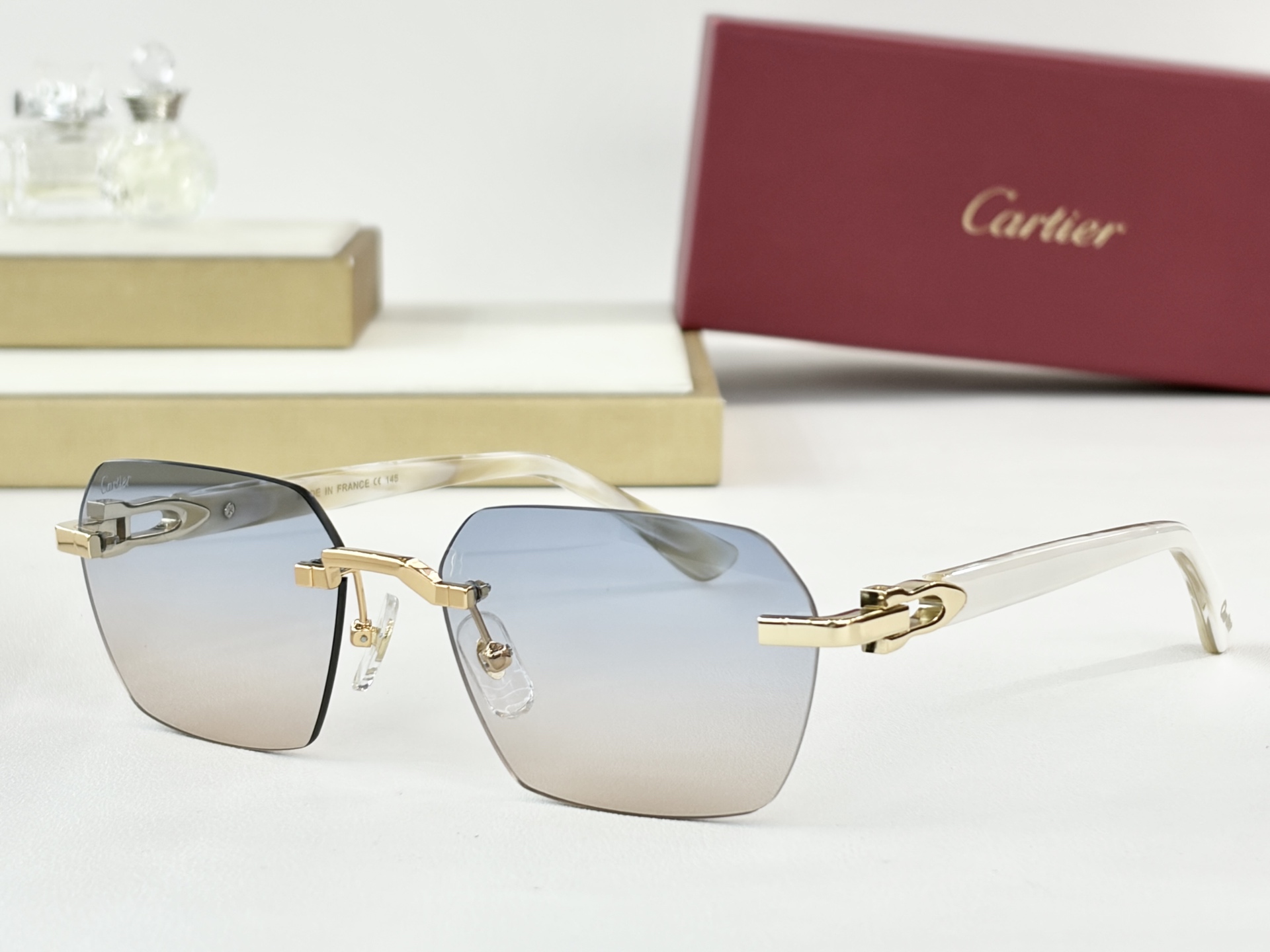 Cartie*MOD：CT0623OSize：54口18-145