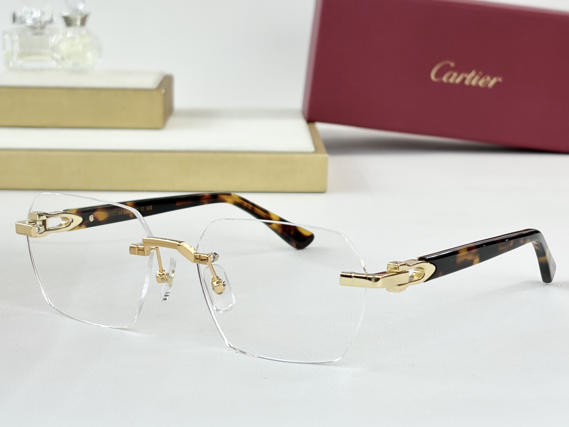 Cartie*MOD：CT0623OSize：54口18-145