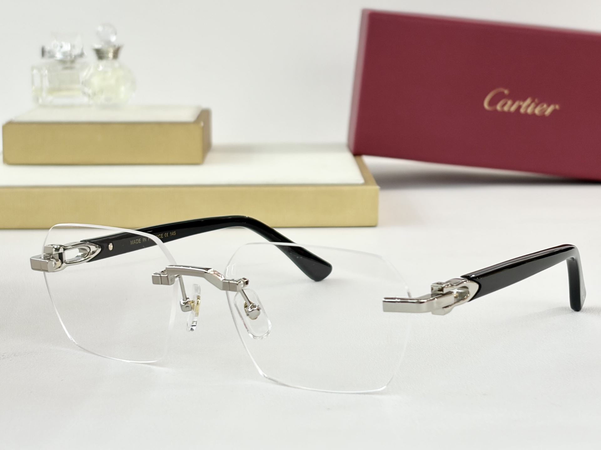 Cartie*MOD：CT0623OSize：54口18-145