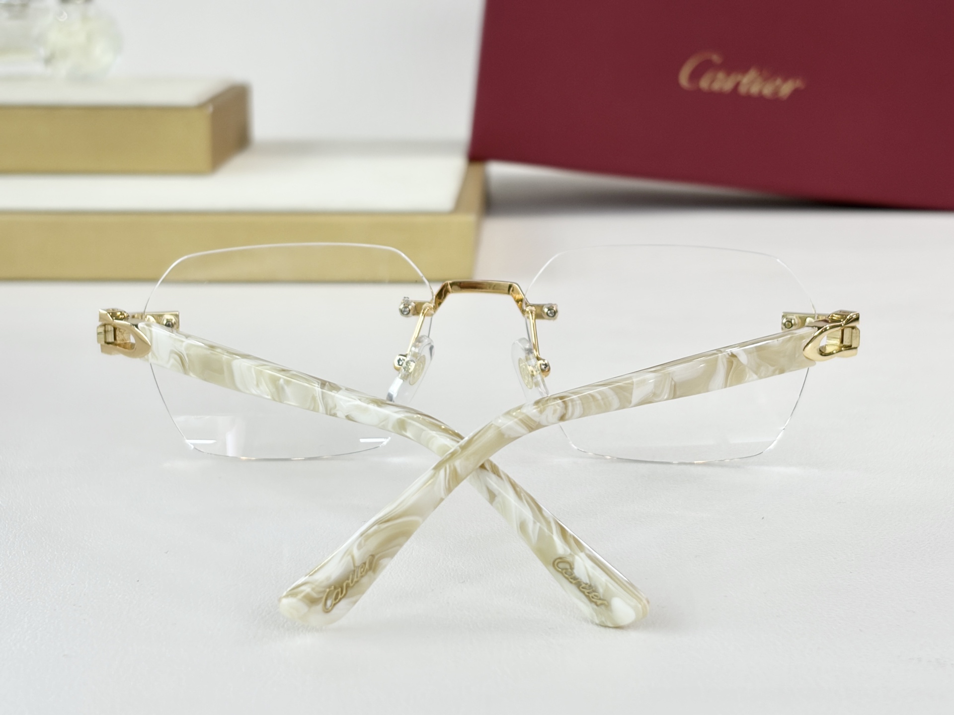 Cartie*MOD：CT0623OSize：54口18-145