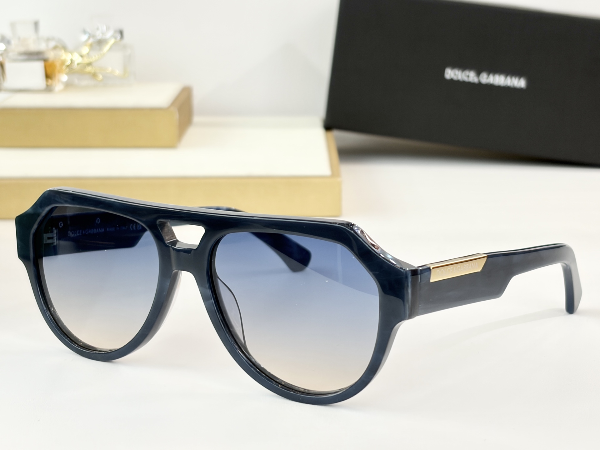 𝘿𝙊𝙇𝘾𝙀&𝙂𝘼𝘽𝘽𝘼𝙉𝘼 MOD：DG4466Size：56口18-145
