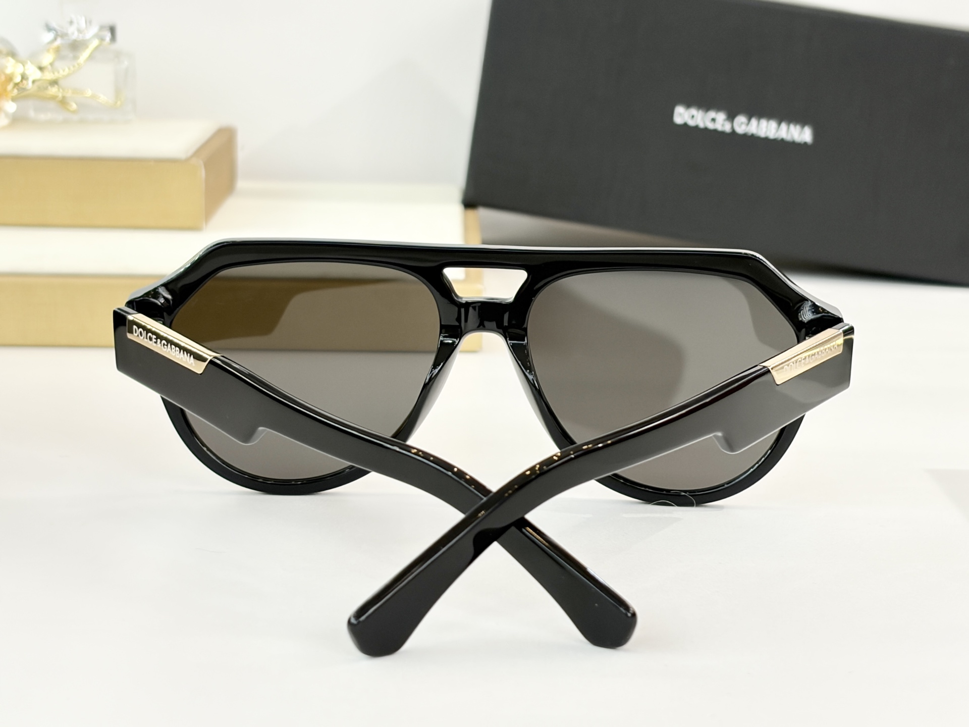 𝘿𝙊𝙇𝘾𝙀&𝙂𝘼𝘽𝘽𝘼𝙉𝘼 MOD：DG4466Size：56口18-145