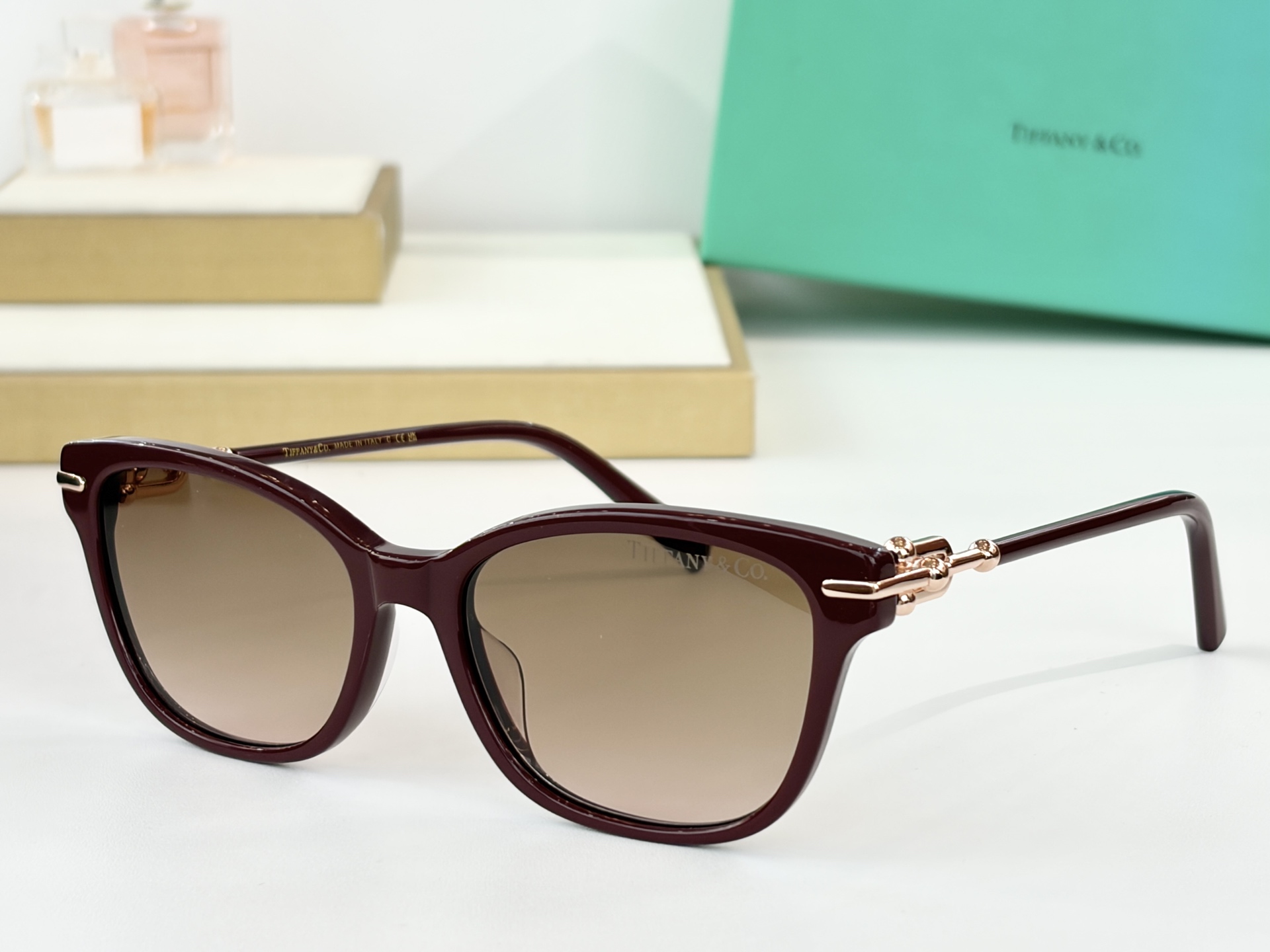 TIFFANY&Co.MODEL：TF5037SIZE：54口17-145