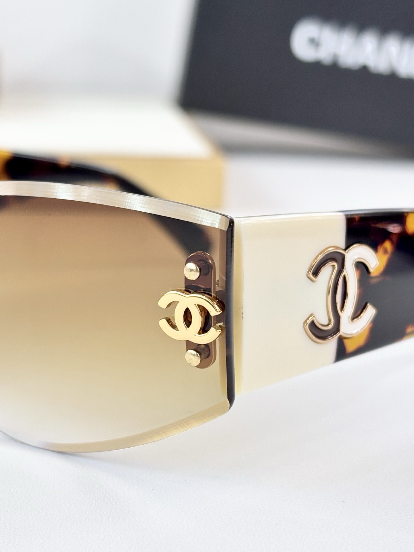 CHANE*MOD：CH1906QSize：65口17-145