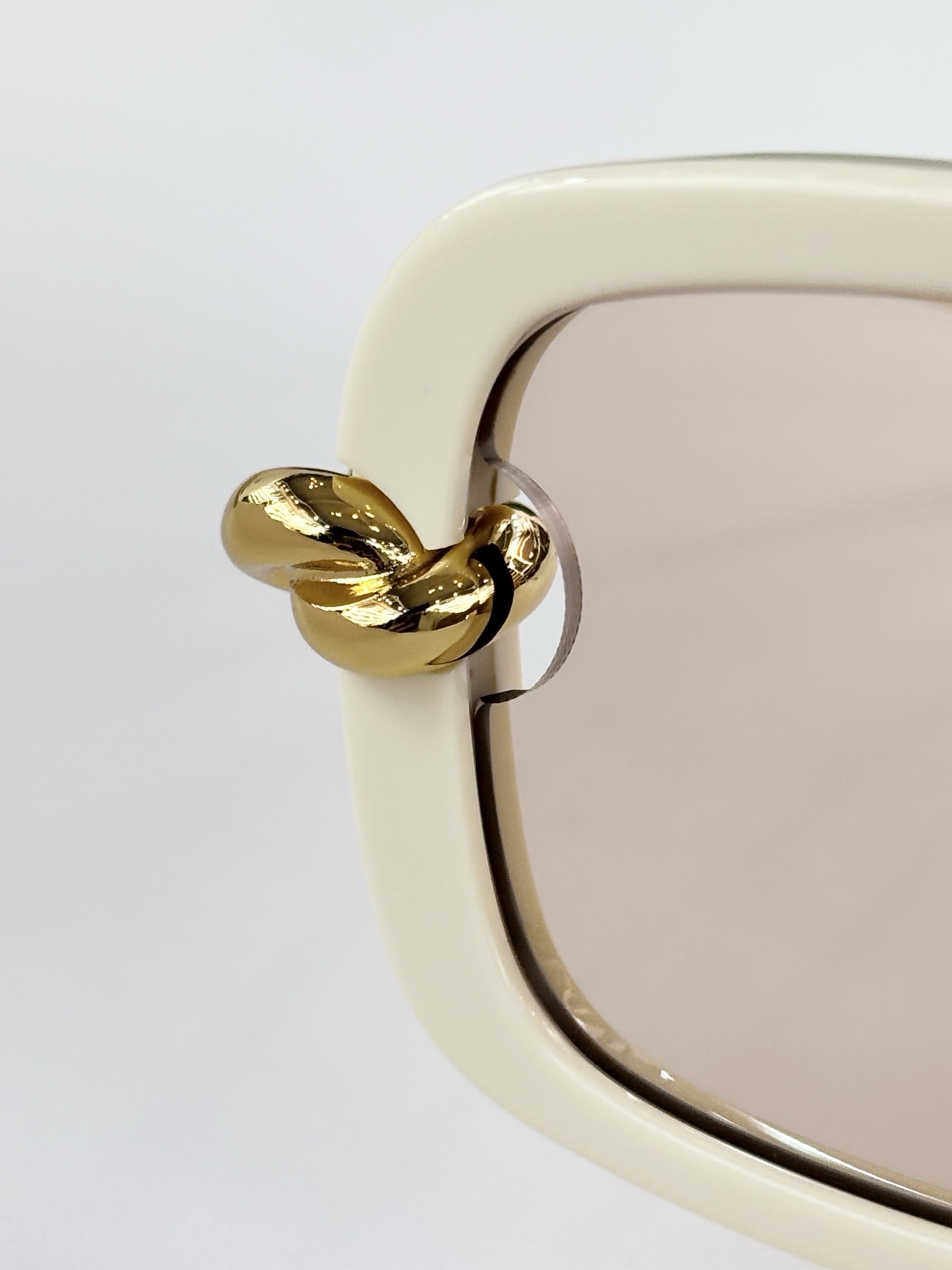 BOTTEGA VENET*Mod ：BV1439SSize ：56口14-145