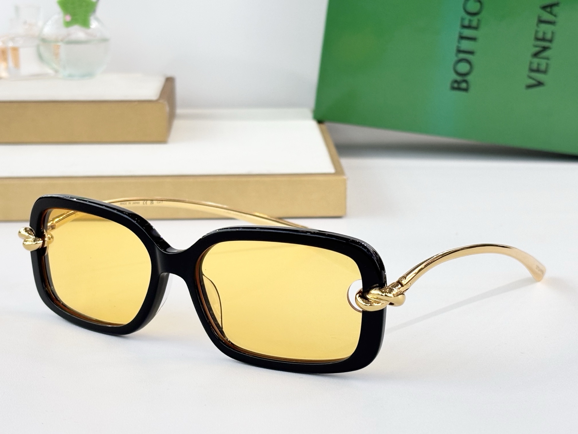 BOTTEGA VENET*Mod ：BV1439SSize ：56口14-145