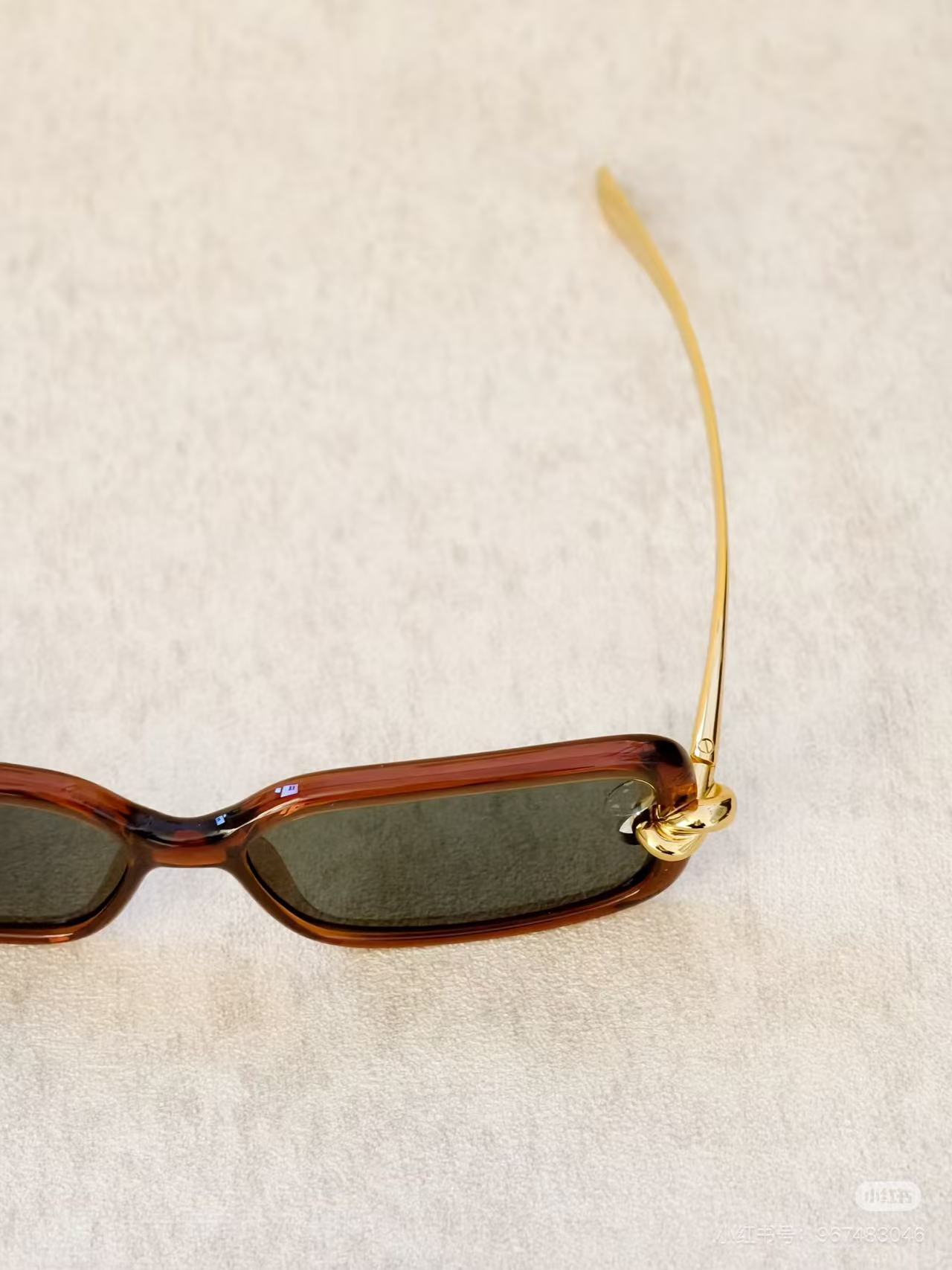 BOTTEGA VENET*Mod ：BV1439SSize ：56口14-145