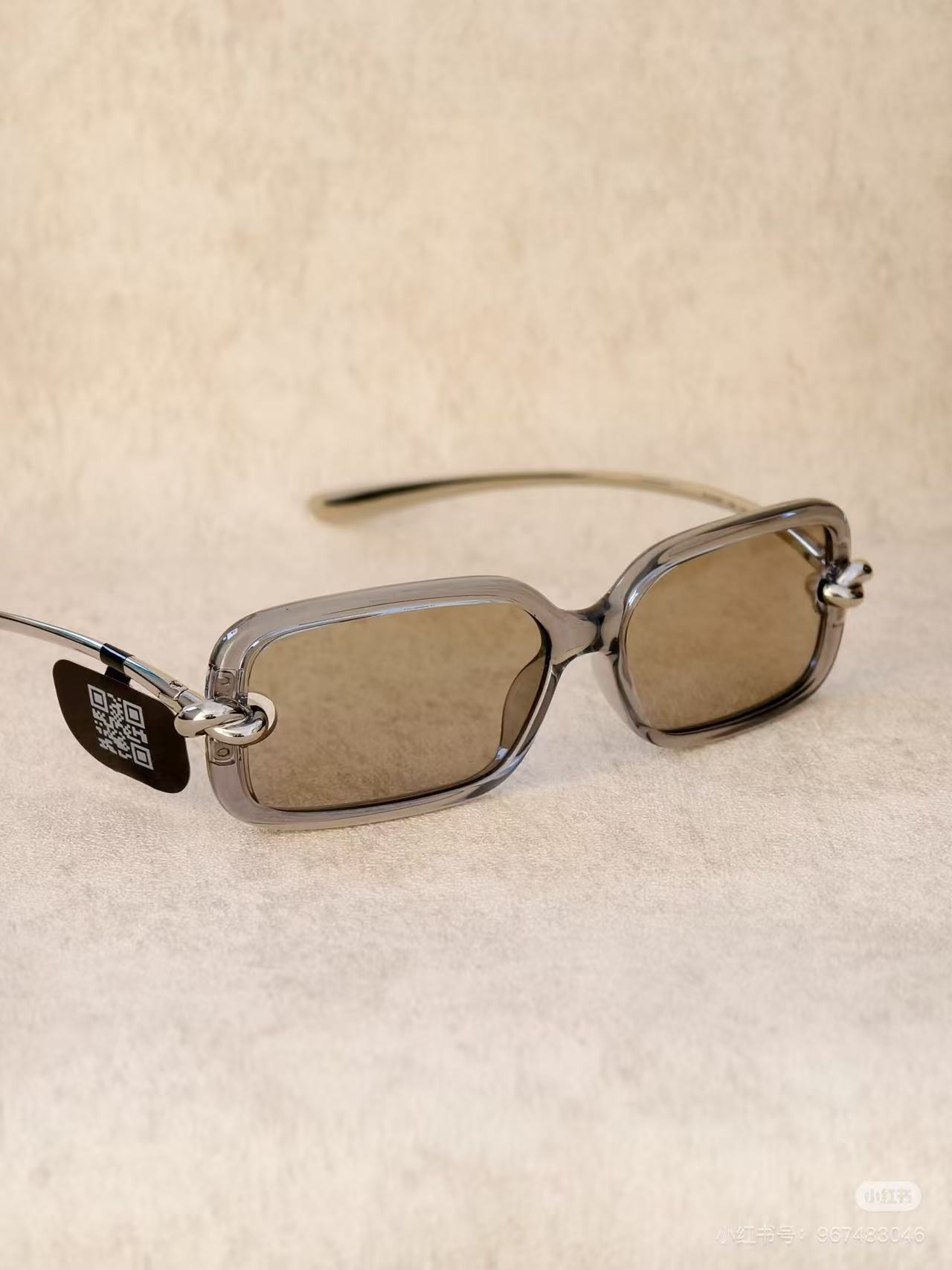 BOTTEGA VENET*Mod ：BV1439SSize ：56口14-145