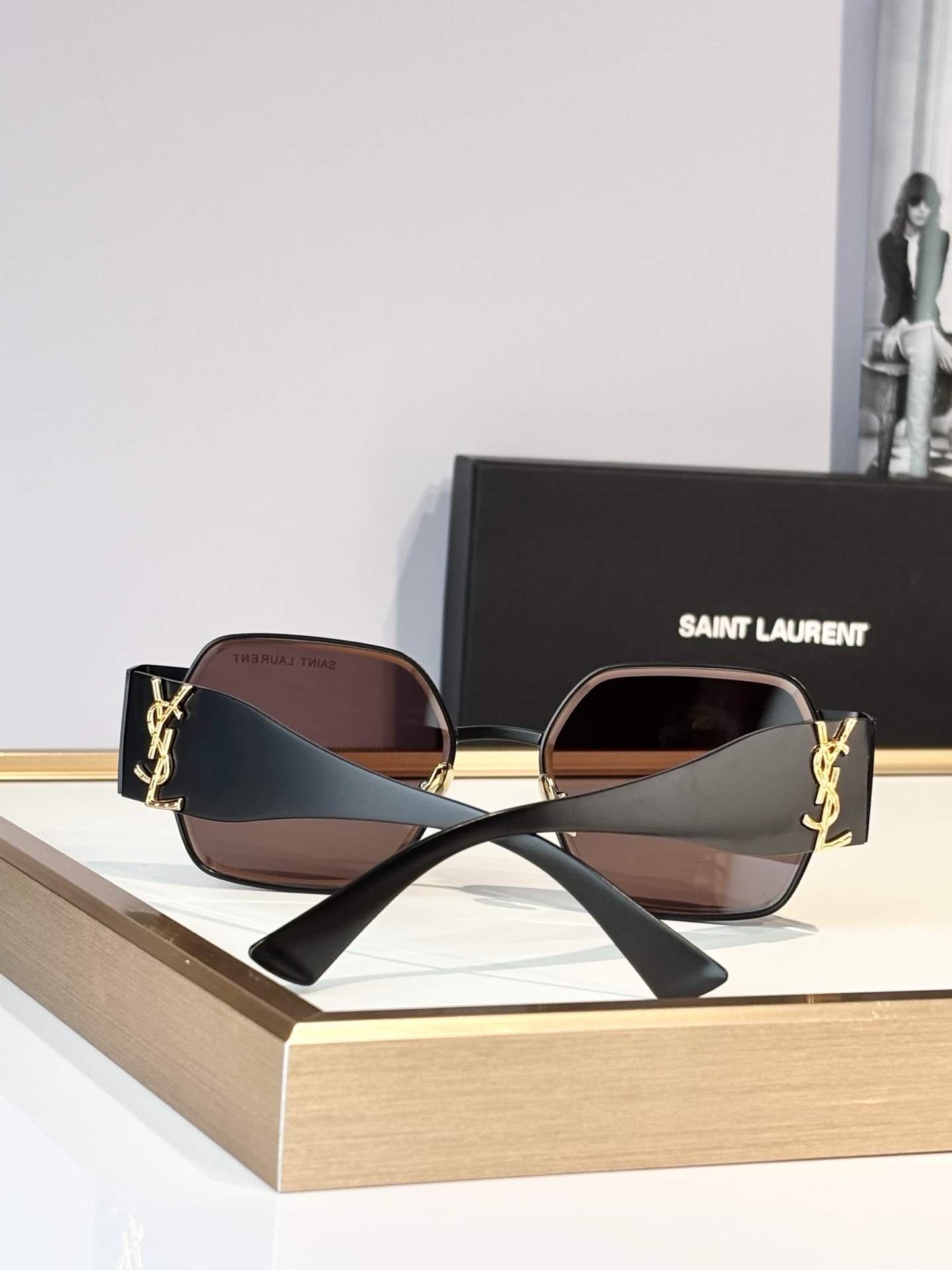 Saint LaurentMOD：SLM1721LSize：57口18-145