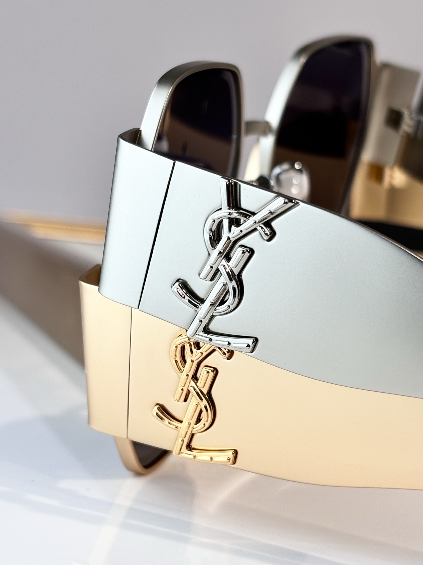 Saint LaurentMOD：SLM1721LSize：57口18-145
