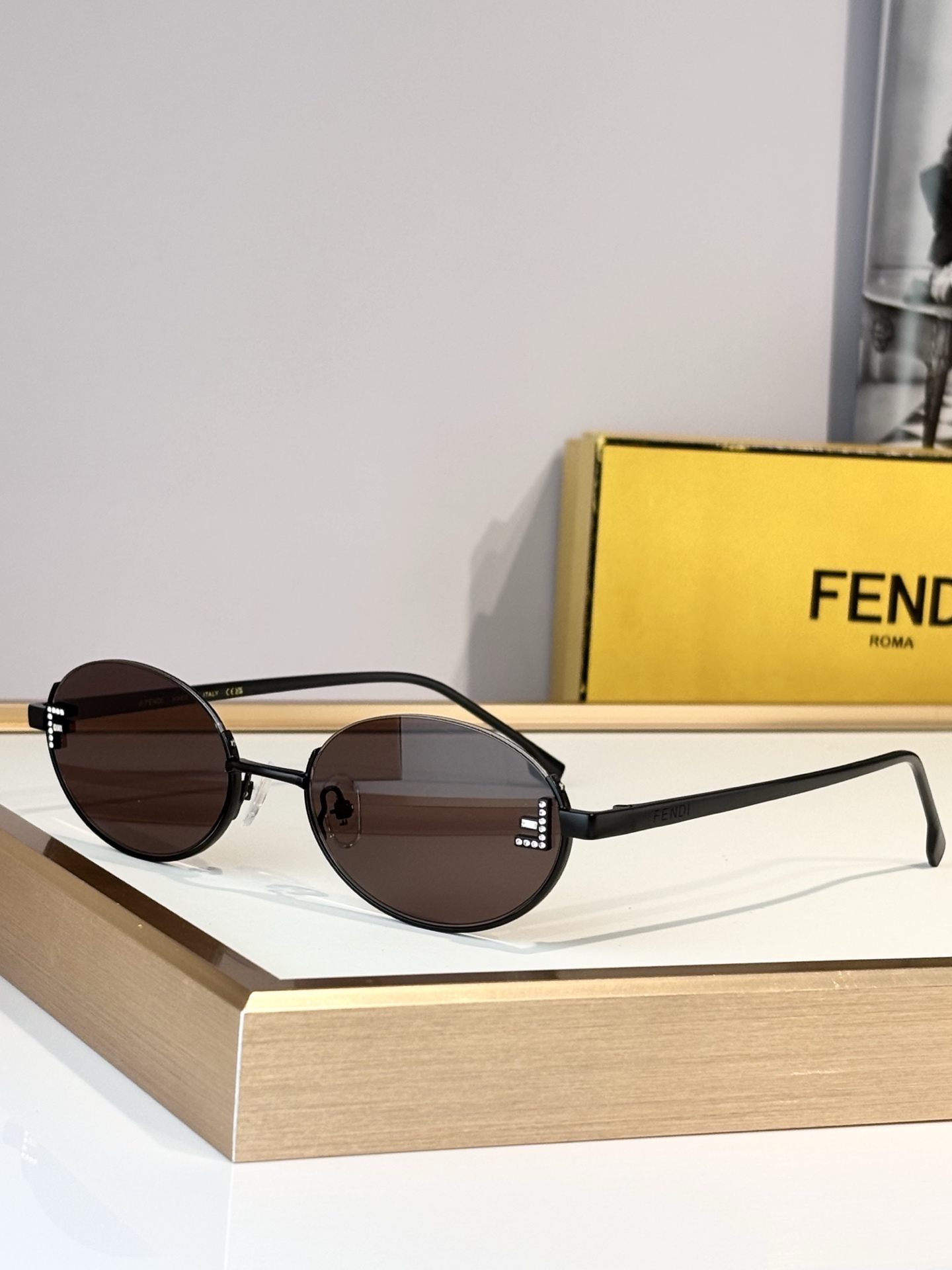 FENDIMOD：FF4103Size：55口19-145