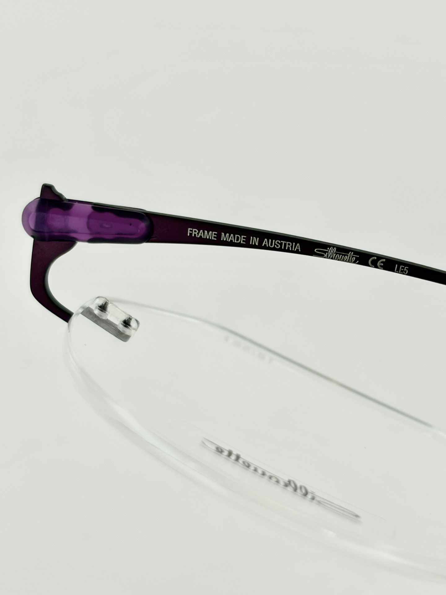 Silhouett*诗乐MODEL：5520SIZE：57口18-145TIANIUM