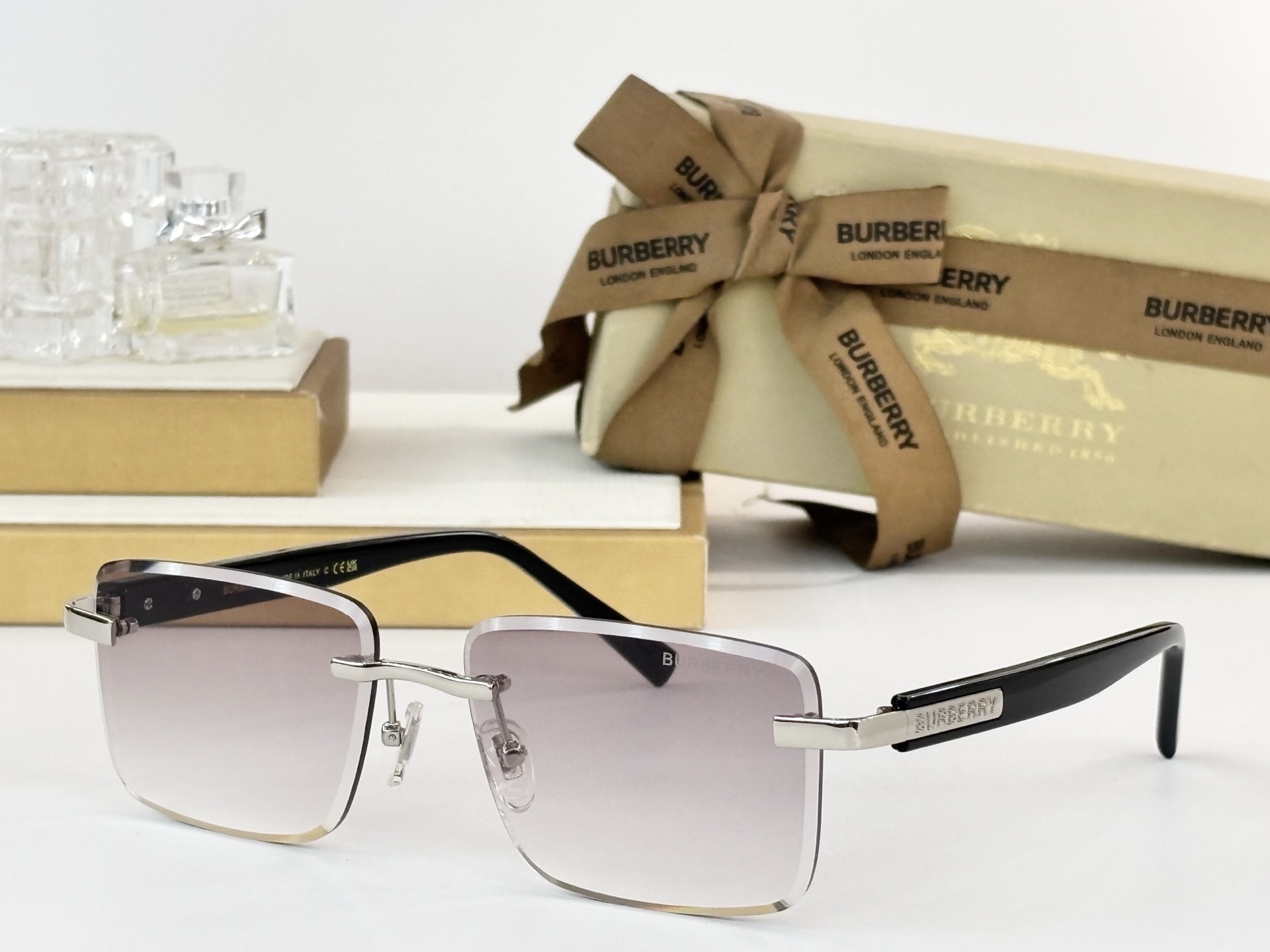BURBERRYMOD：BE2244Size：59口17 145
