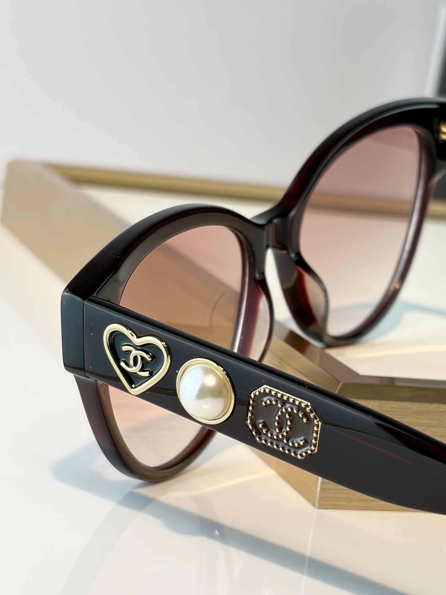 CHANEL  MOD：CH5477  Size：56口18-140 