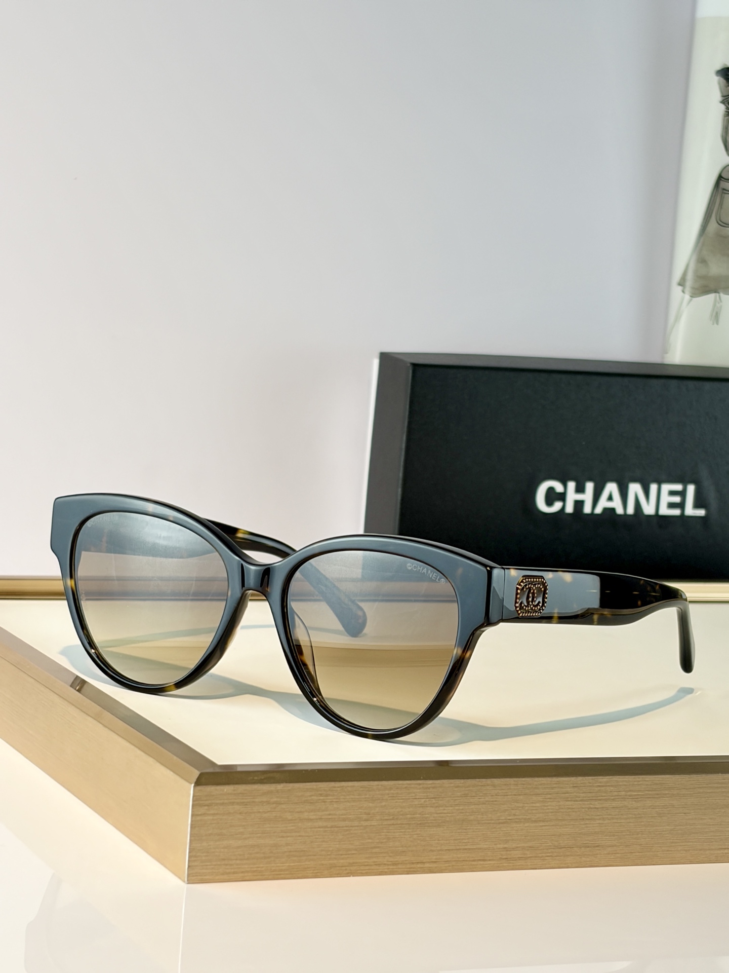 CHANEL  MOD：CH5477  Size：56口18-140 