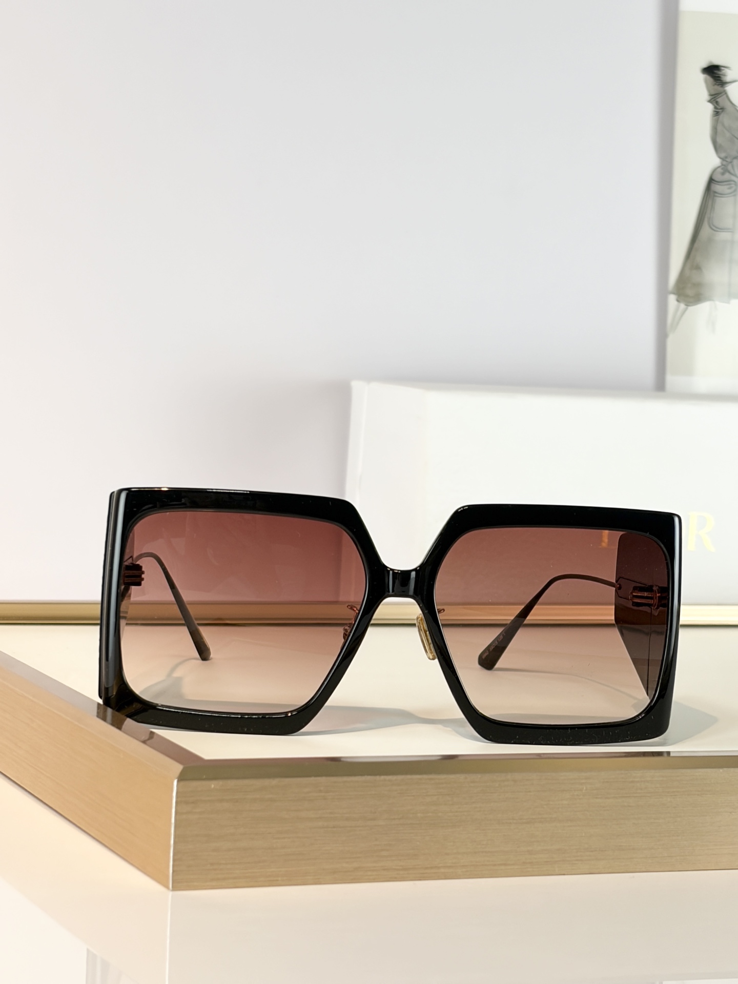 Dior DIORSOLAR S1U
