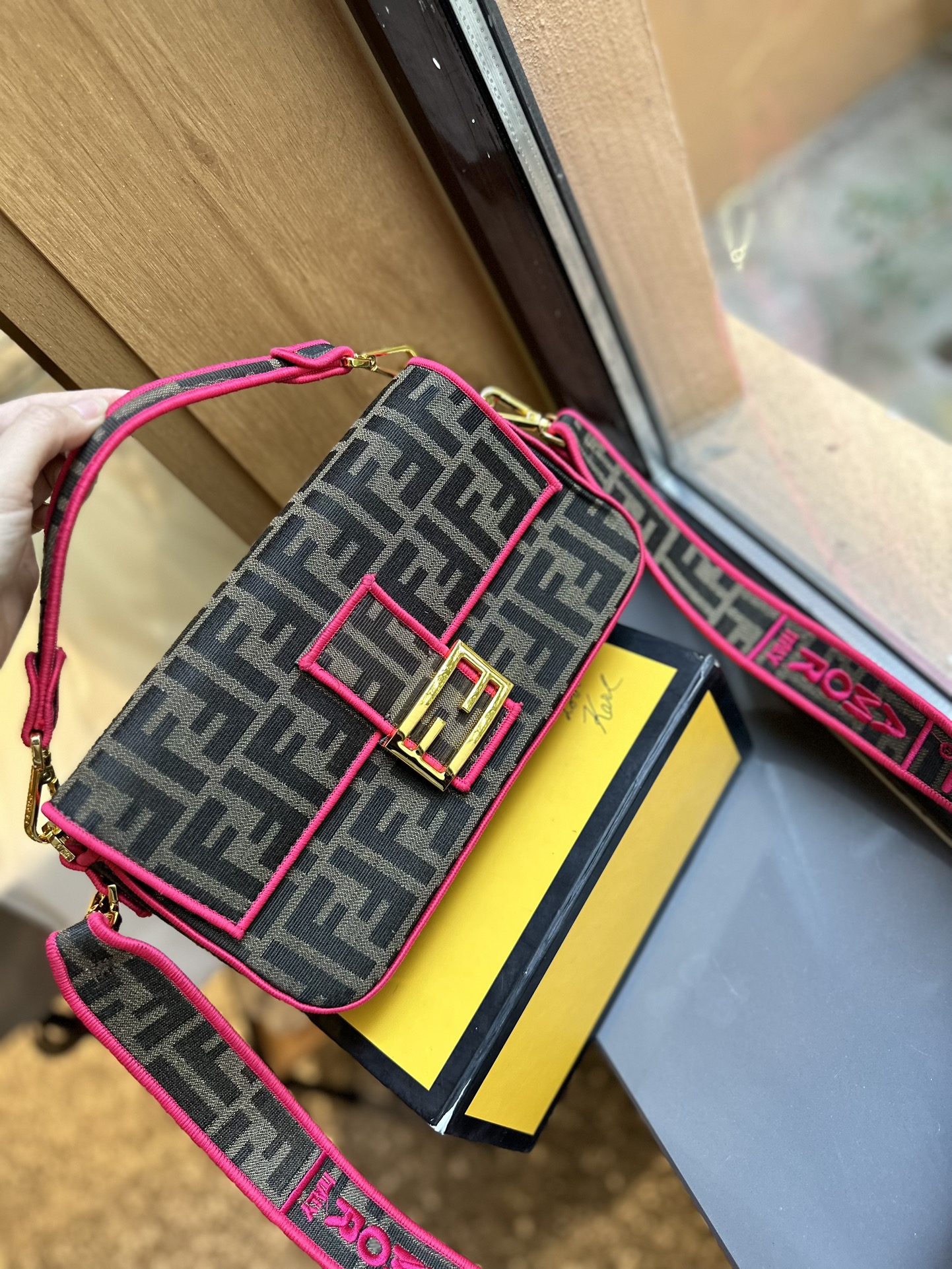 Fendi Crossbody & Shoulder Bags Embroidery Baguette