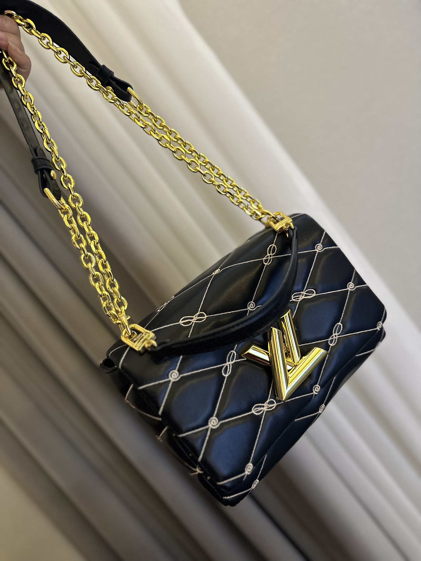 Louis Vuitton Handbags Crossbody & Shoulder Bags LV Twist