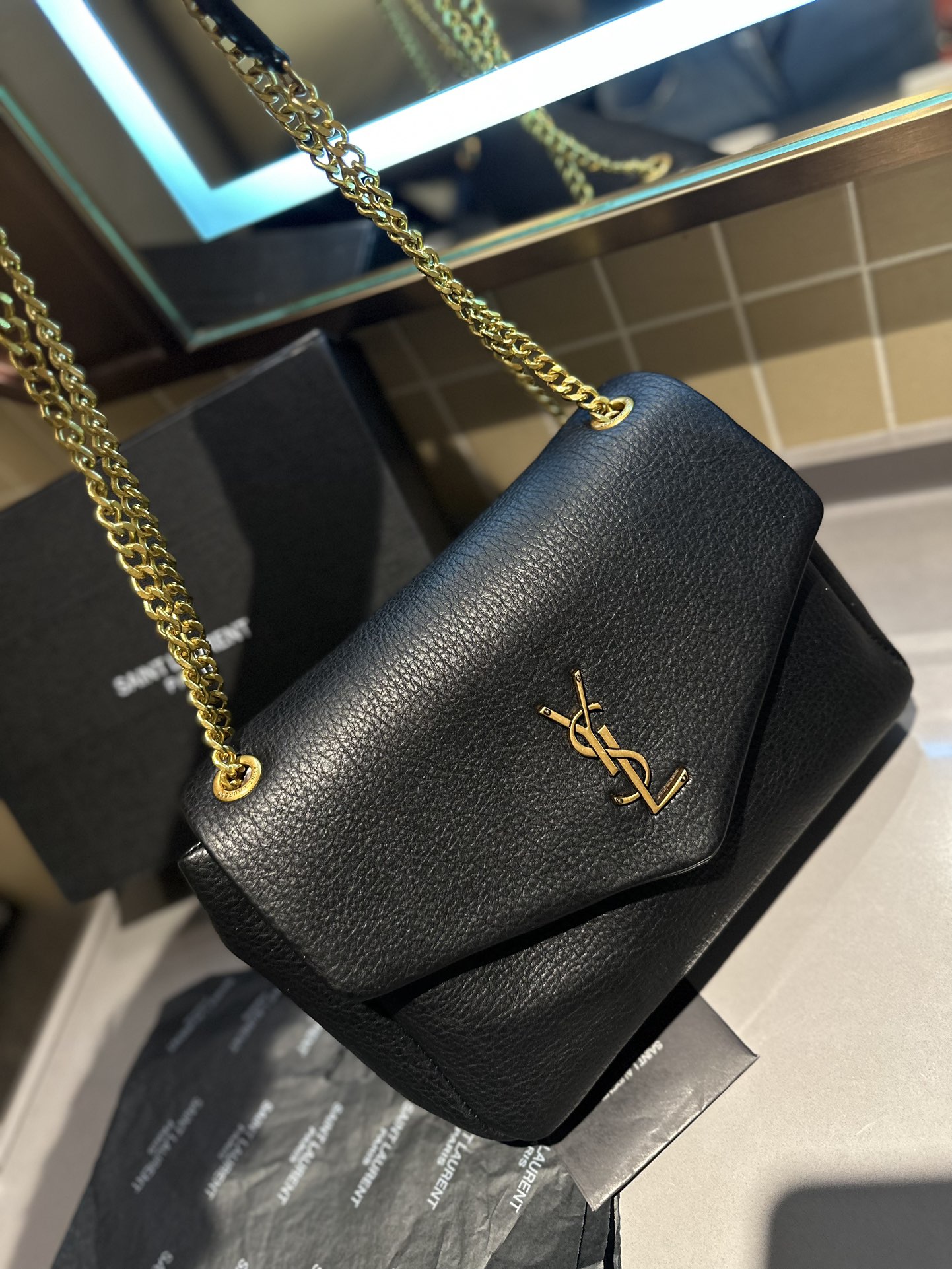 Yves Saint Laurent Crossbody & Shoulder Bags Chains