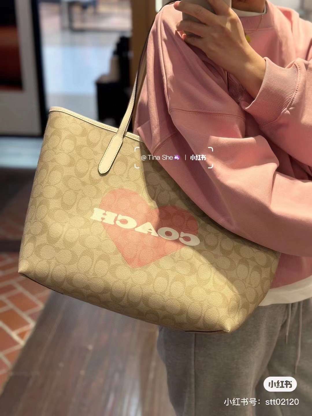 Best Wholesale Replica
 Coach Tote Bags High Quality Online
 Printing Fall/Winter Collection